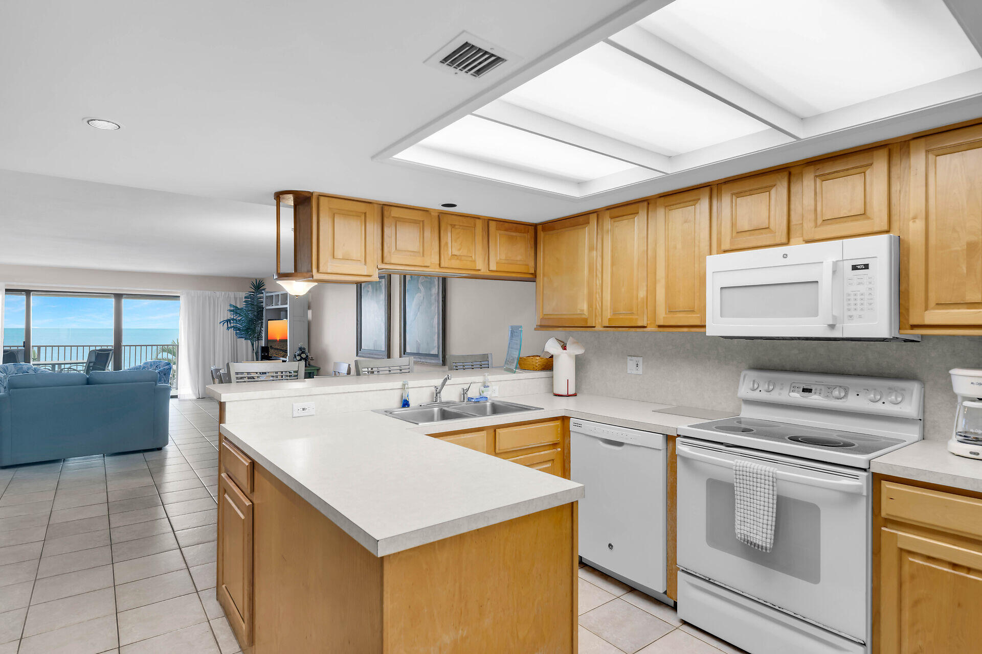 1133 W Ocean Drive Unit: 5