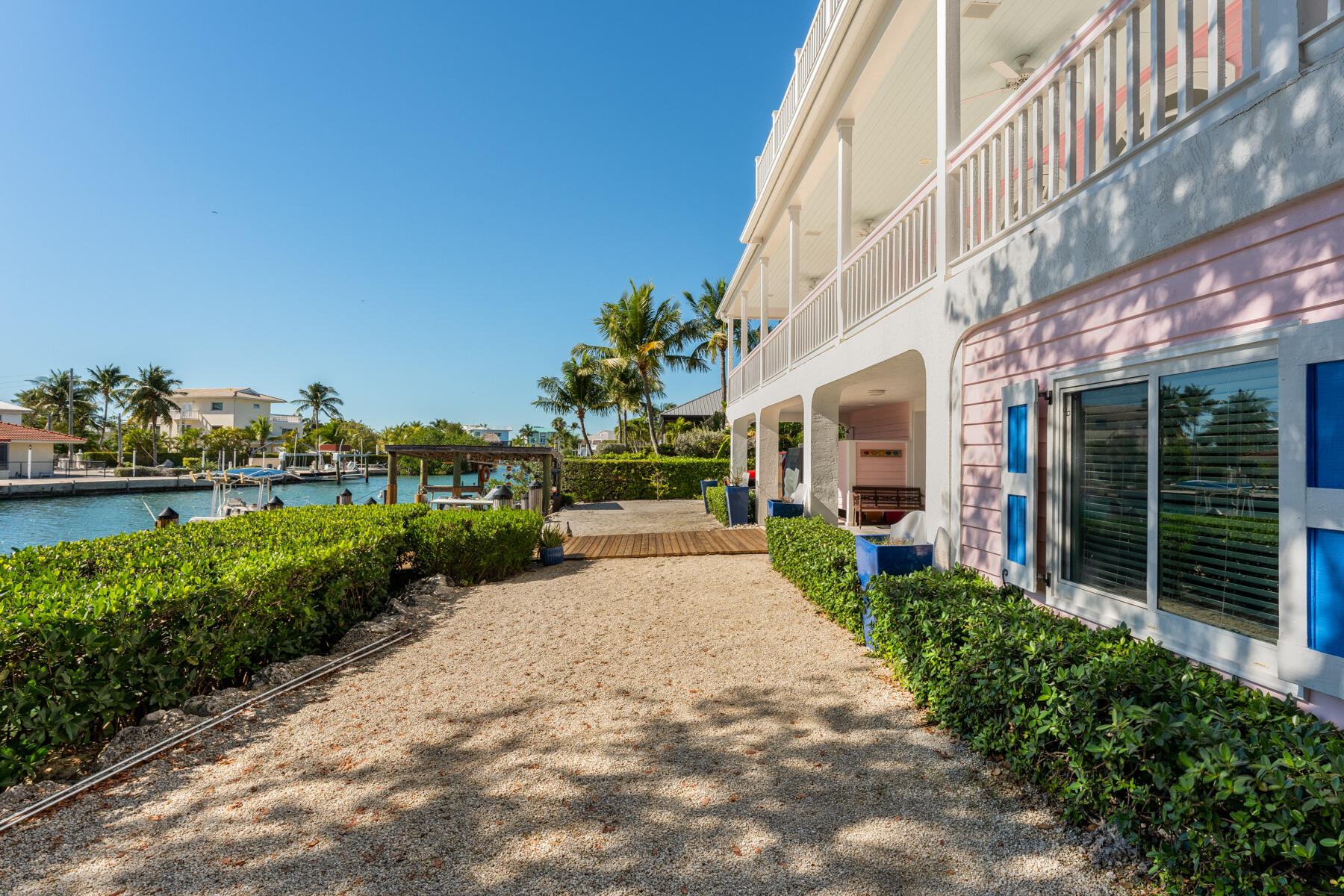 415 Palm Drive