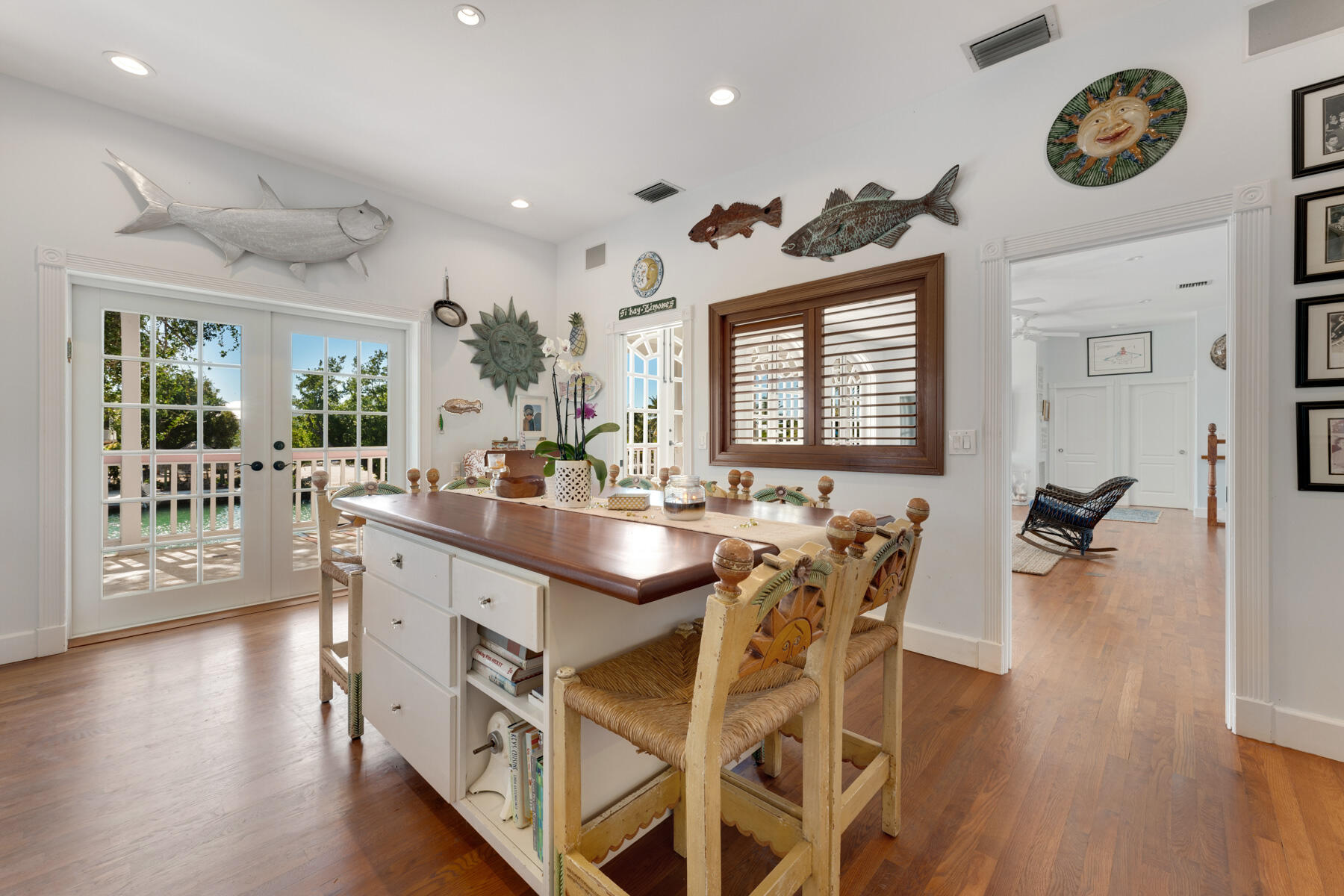 415 Palm Drive