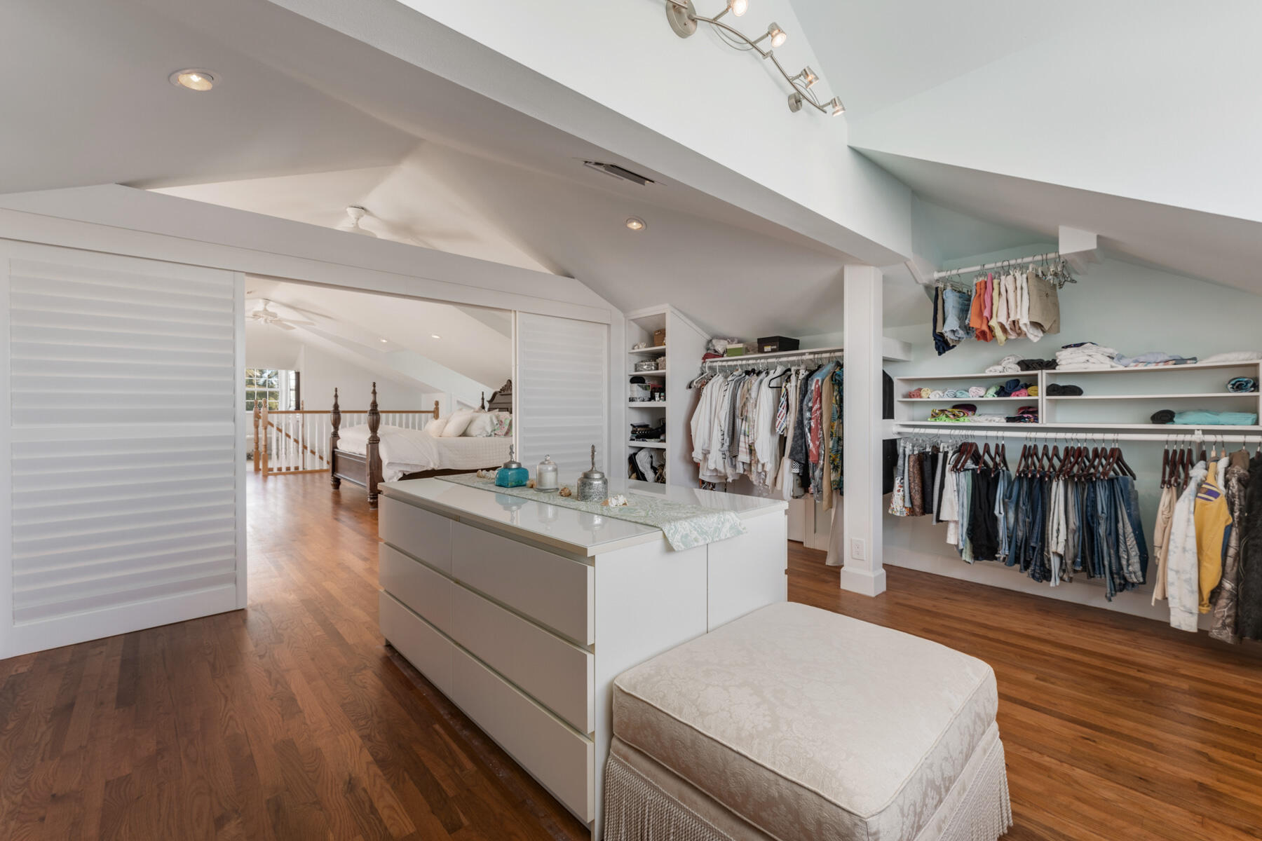 415 Palm Drive