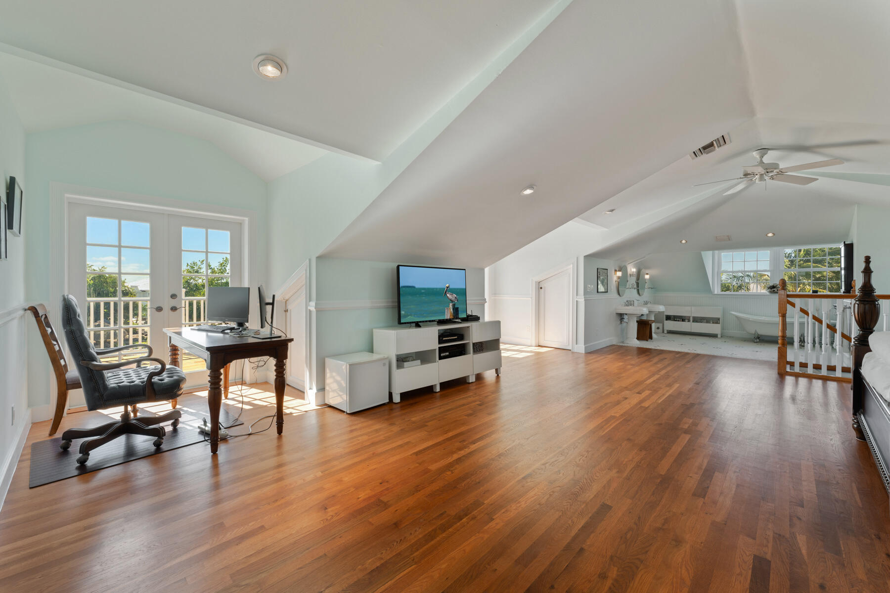 415 Palm Drive