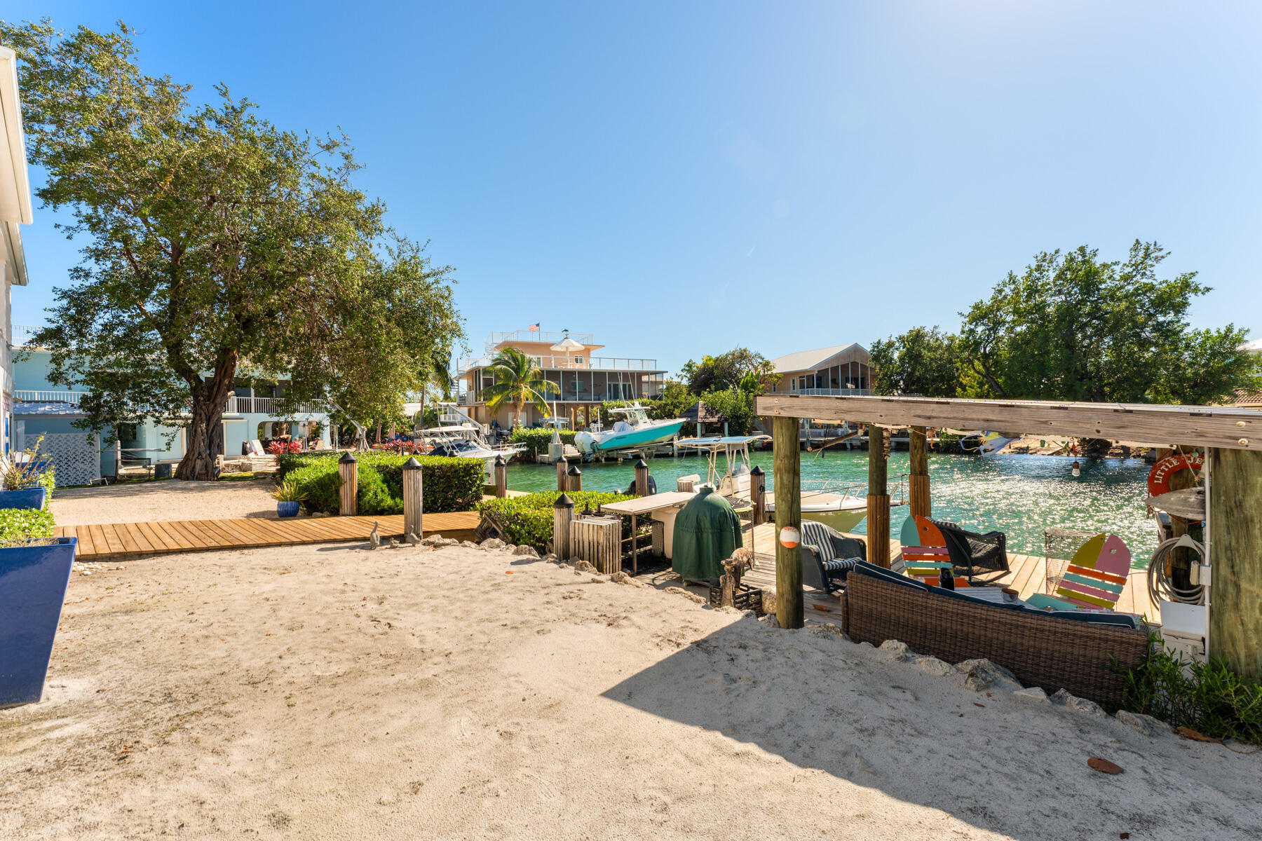 415 Palm Drive