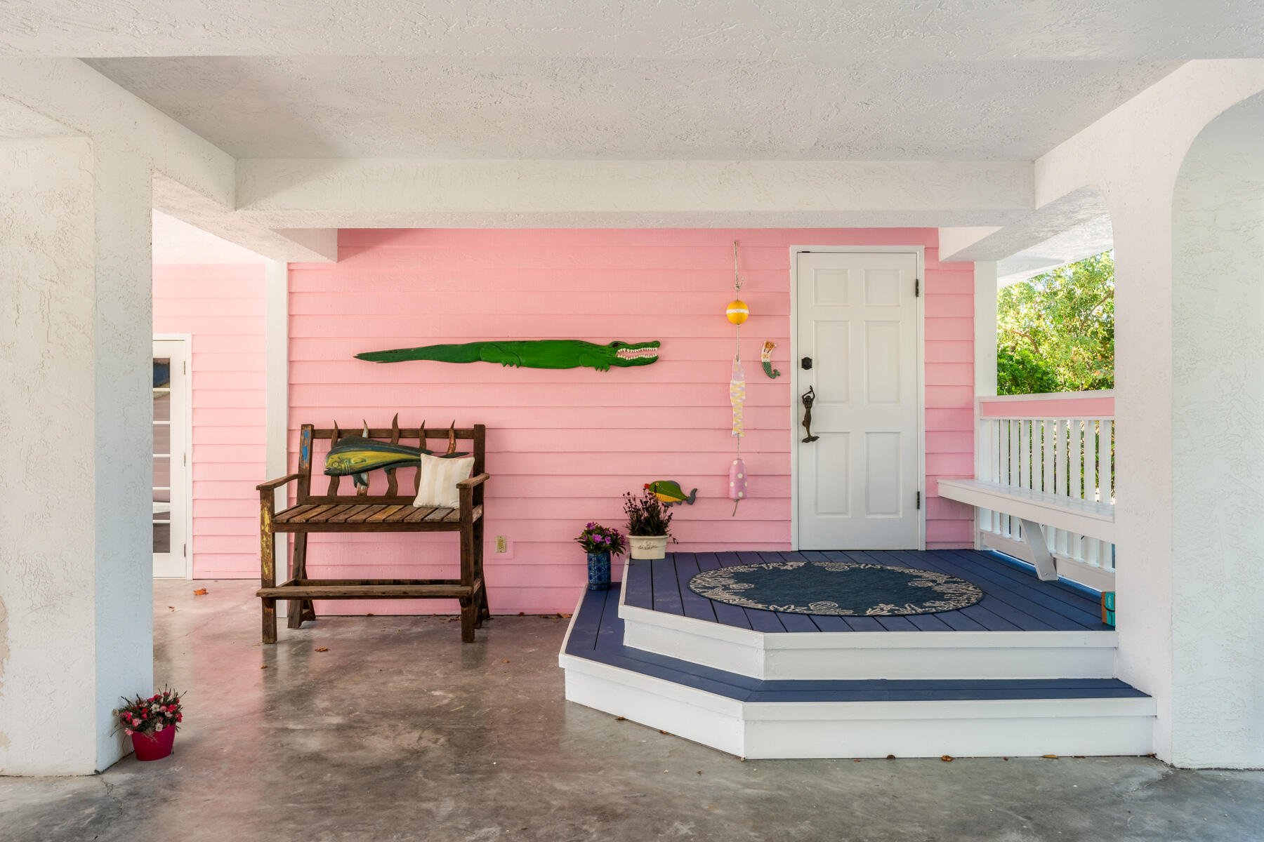 415 Palm Drive