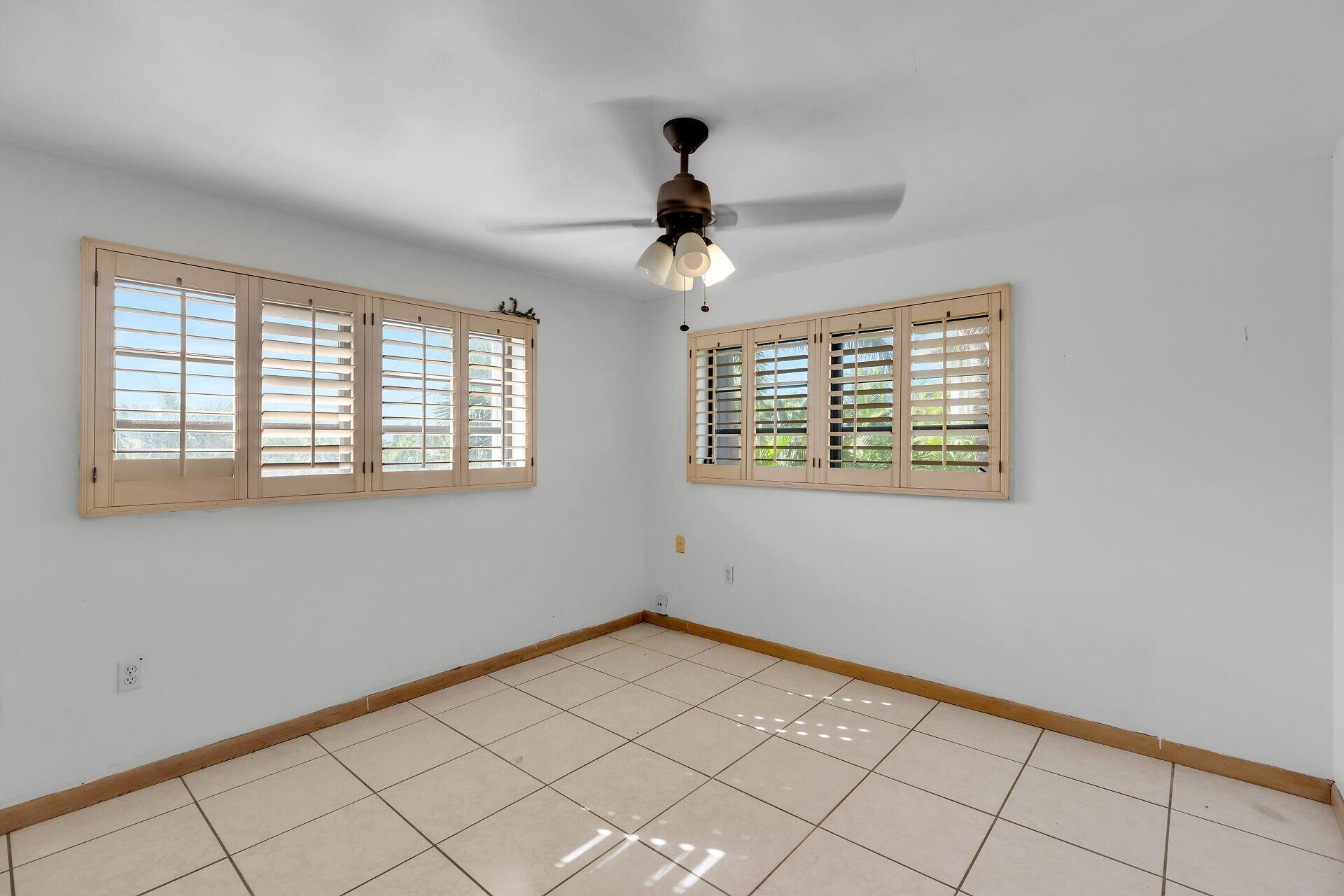 132 N Indies Drive