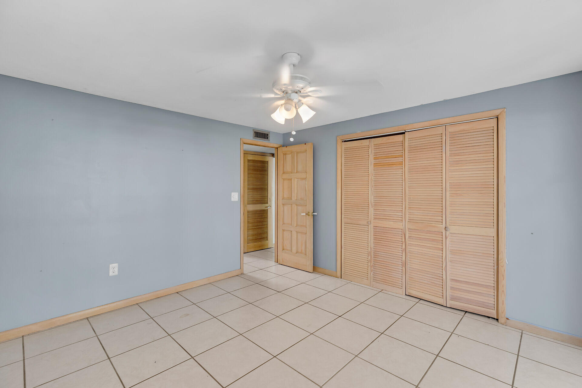 132 N Indies Drive