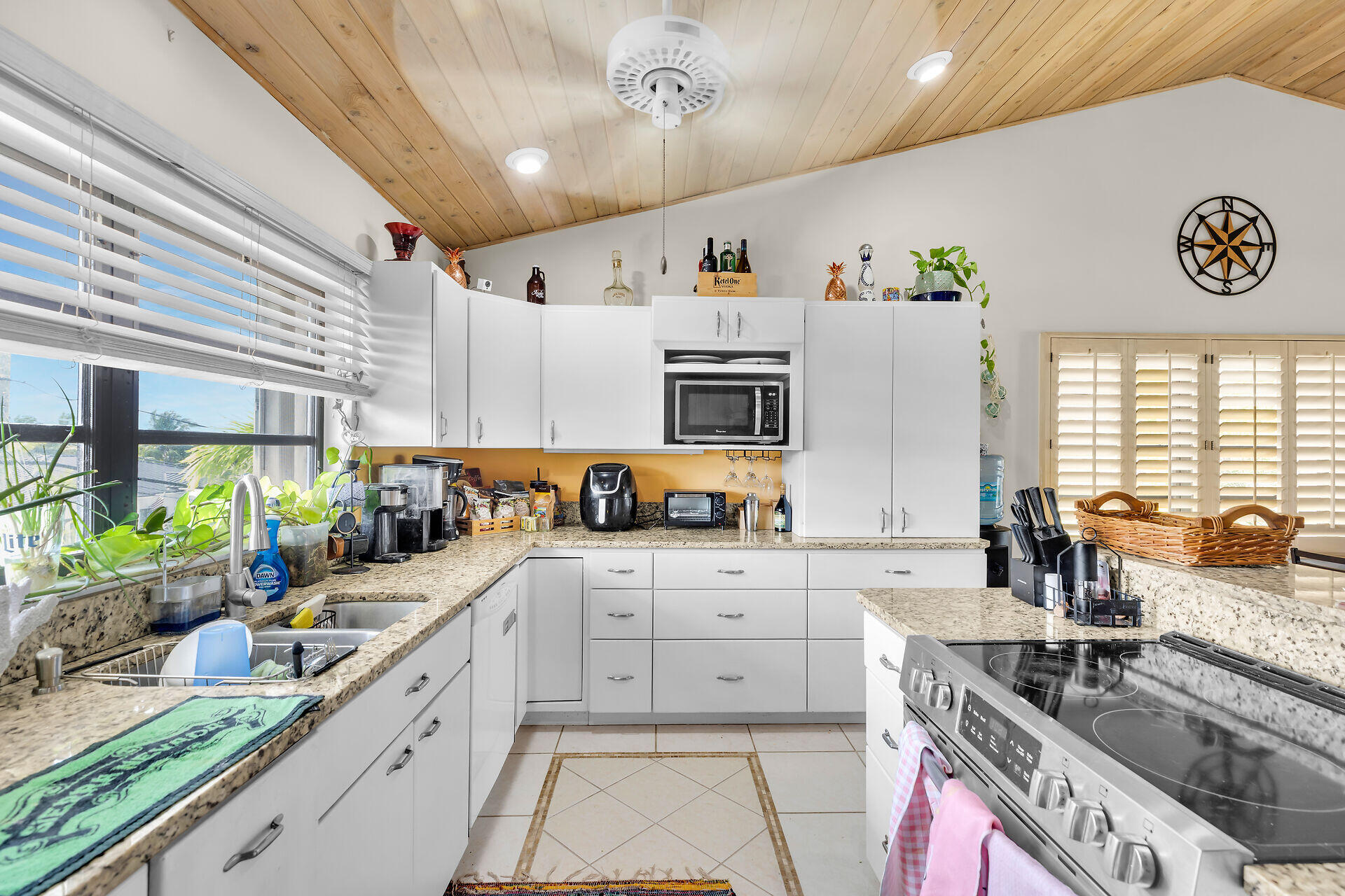 132 N Indies Drive