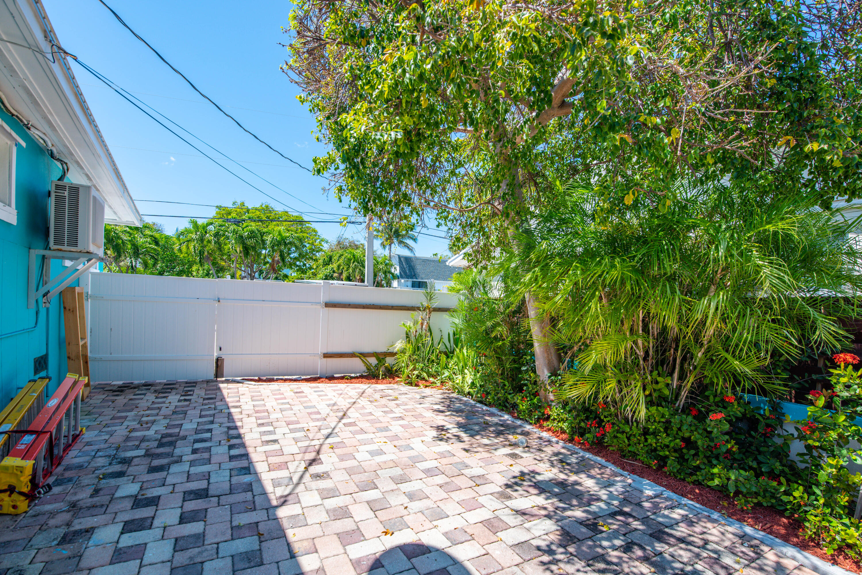 24 Cactus Drive