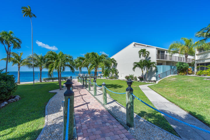 87200 Overseas Highway Unit: H4