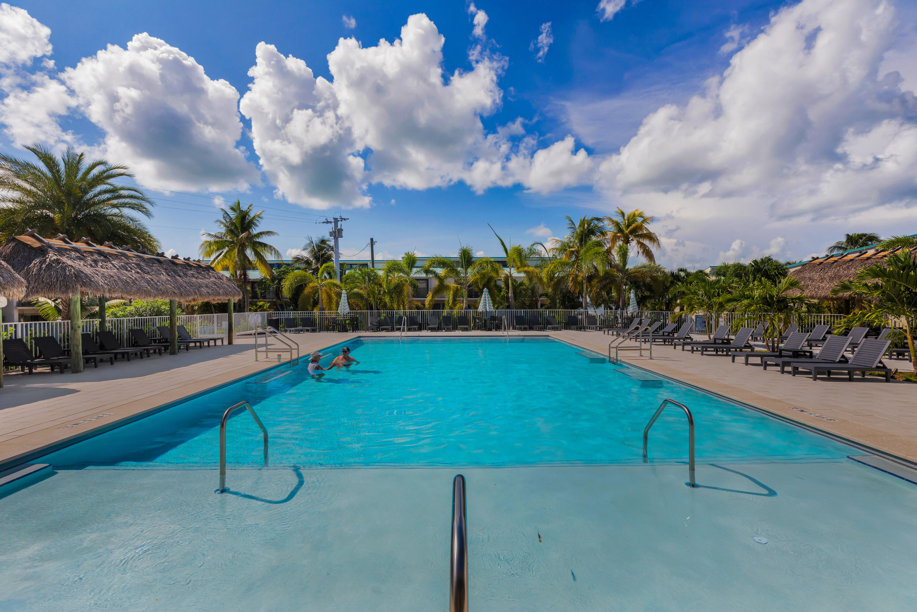87200 Overseas Highway Unit: H4