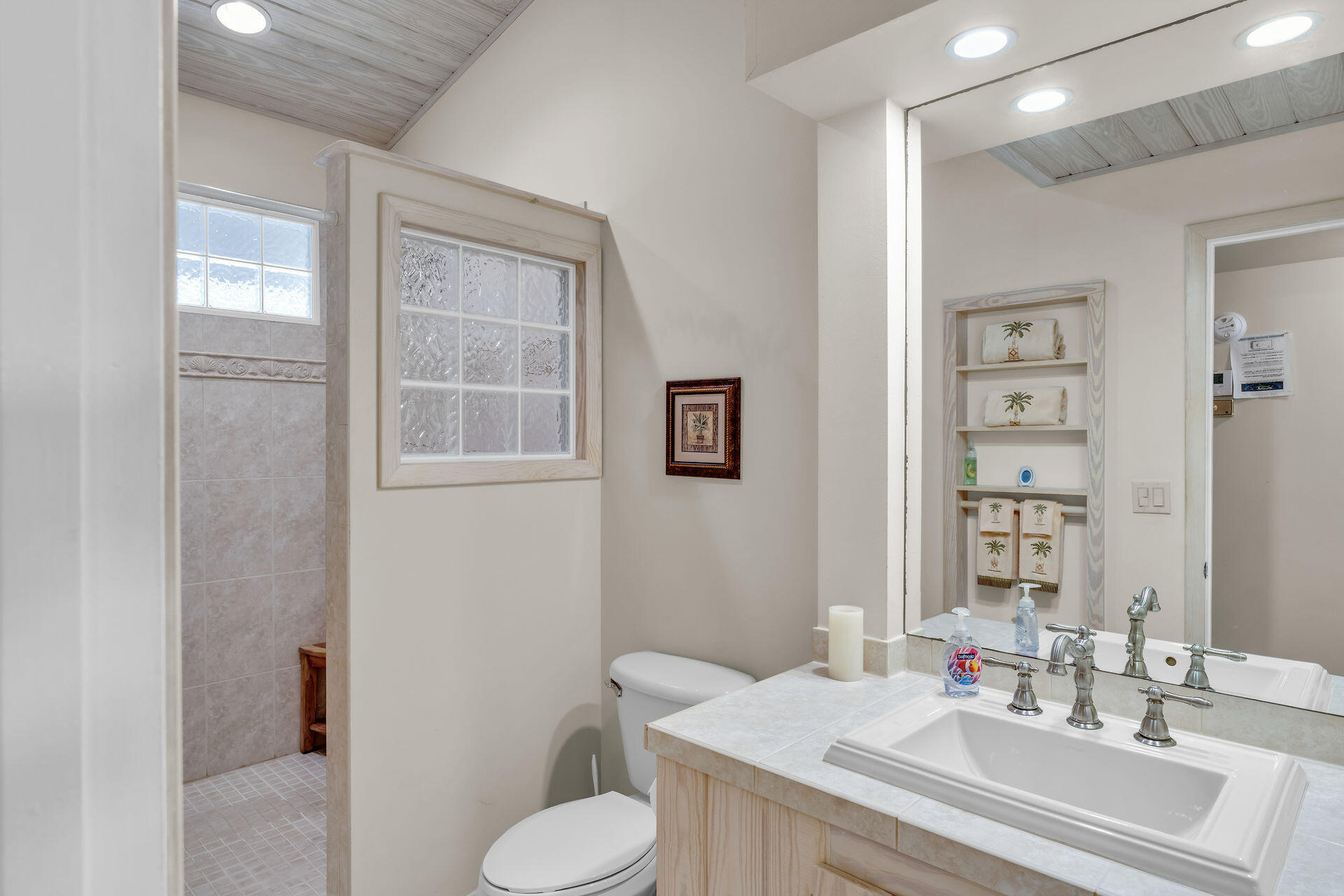 87200 Overseas Highway Unit: H4