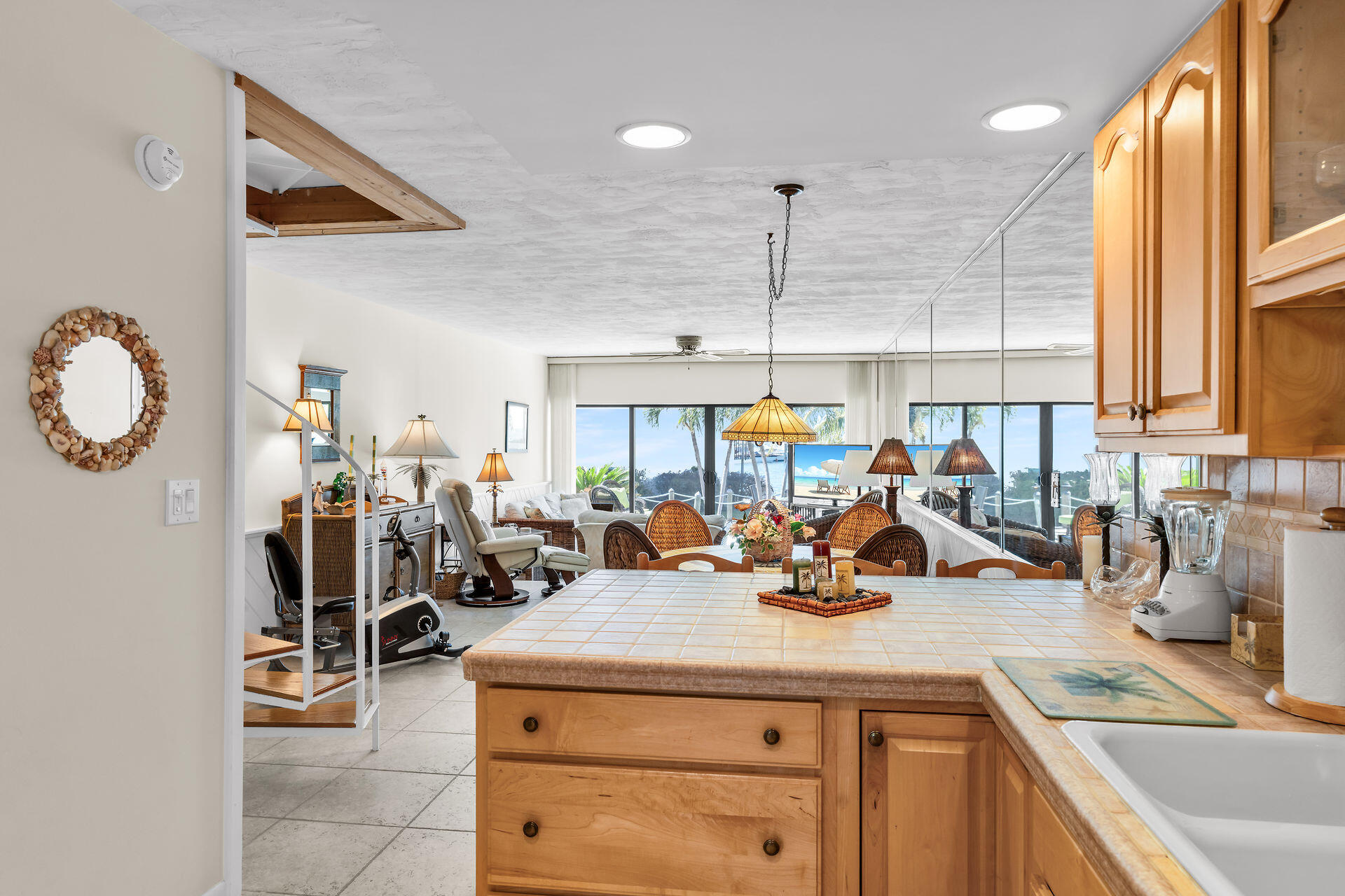 87200 Overseas Highway Unit: H4