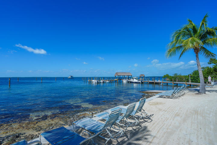 87200 Overseas Highway Unit: H4