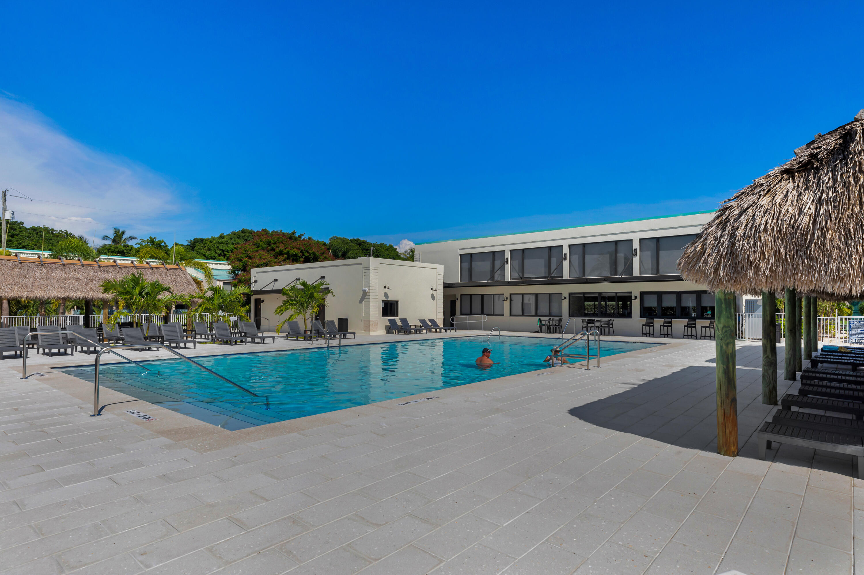 87200 Overseas Highway Unit: H4