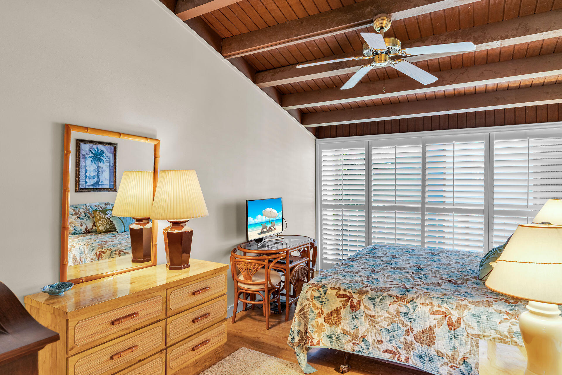 87200 Overseas Highway Unit: H4