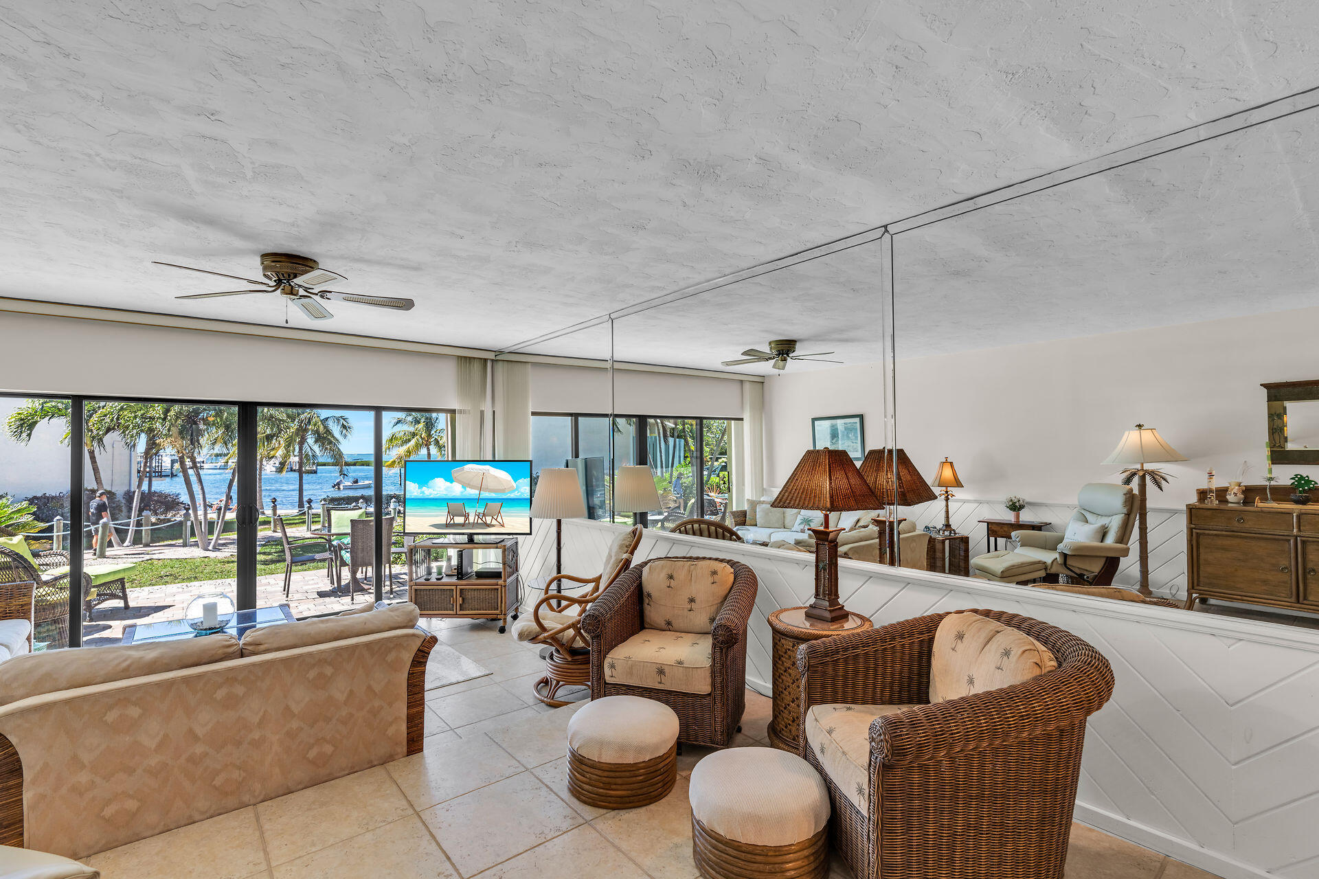 87200 Overseas Highway Unit: H4
