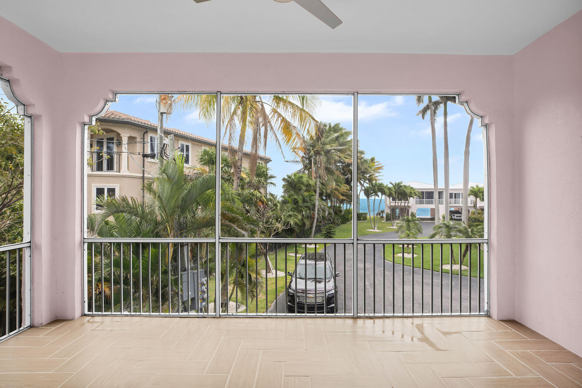 117 Coco Plum Drive Unit 9