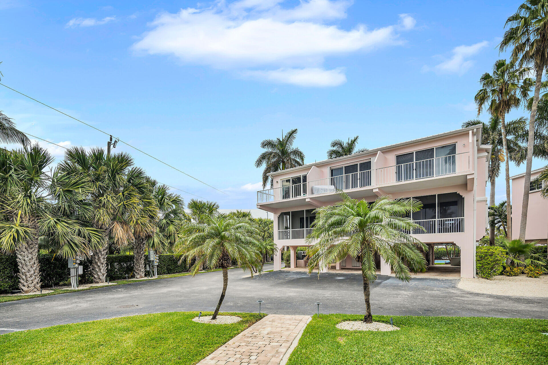 117 Coco Plum Drive Unit 9