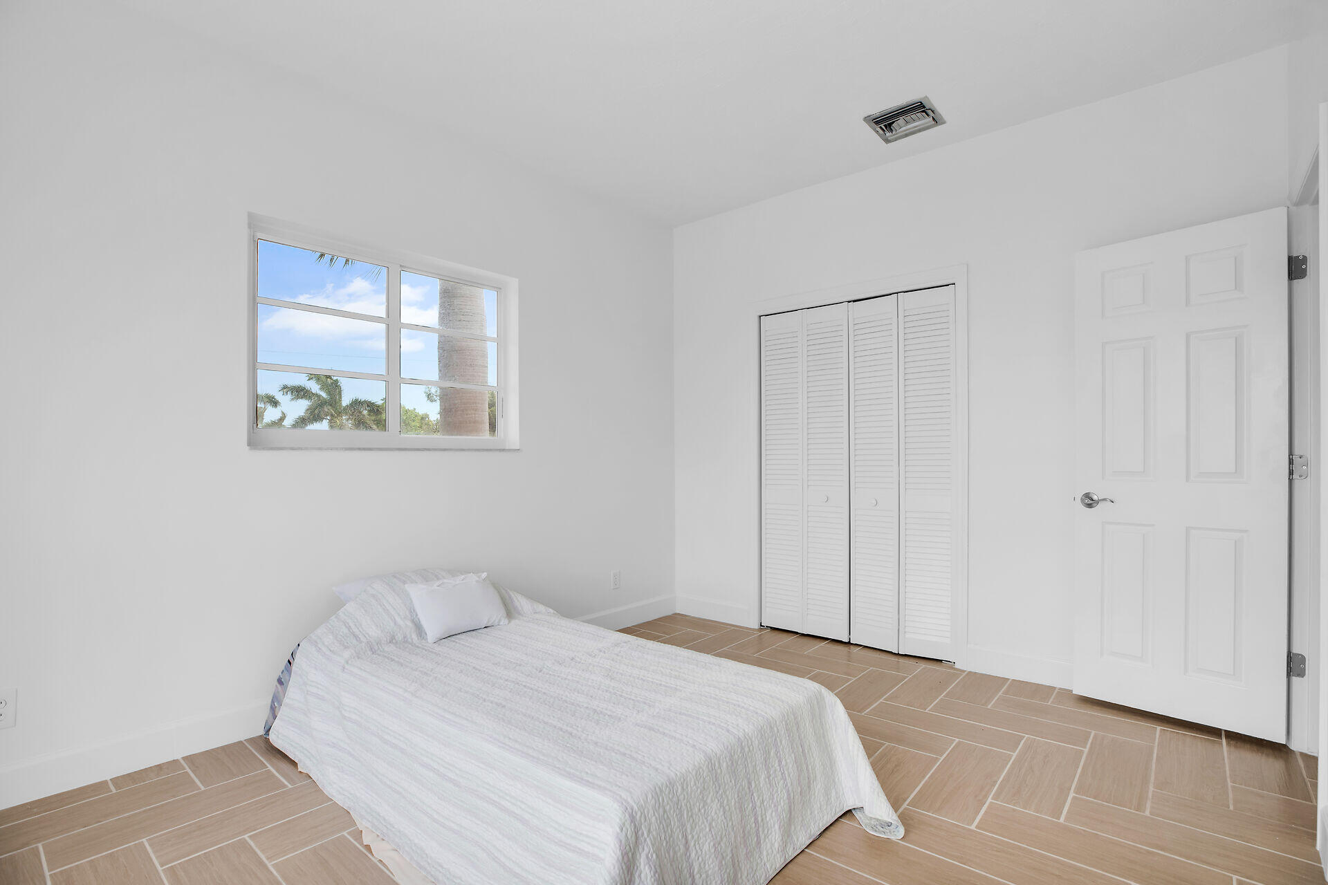 117 Coco Plum Drive Unit 9
