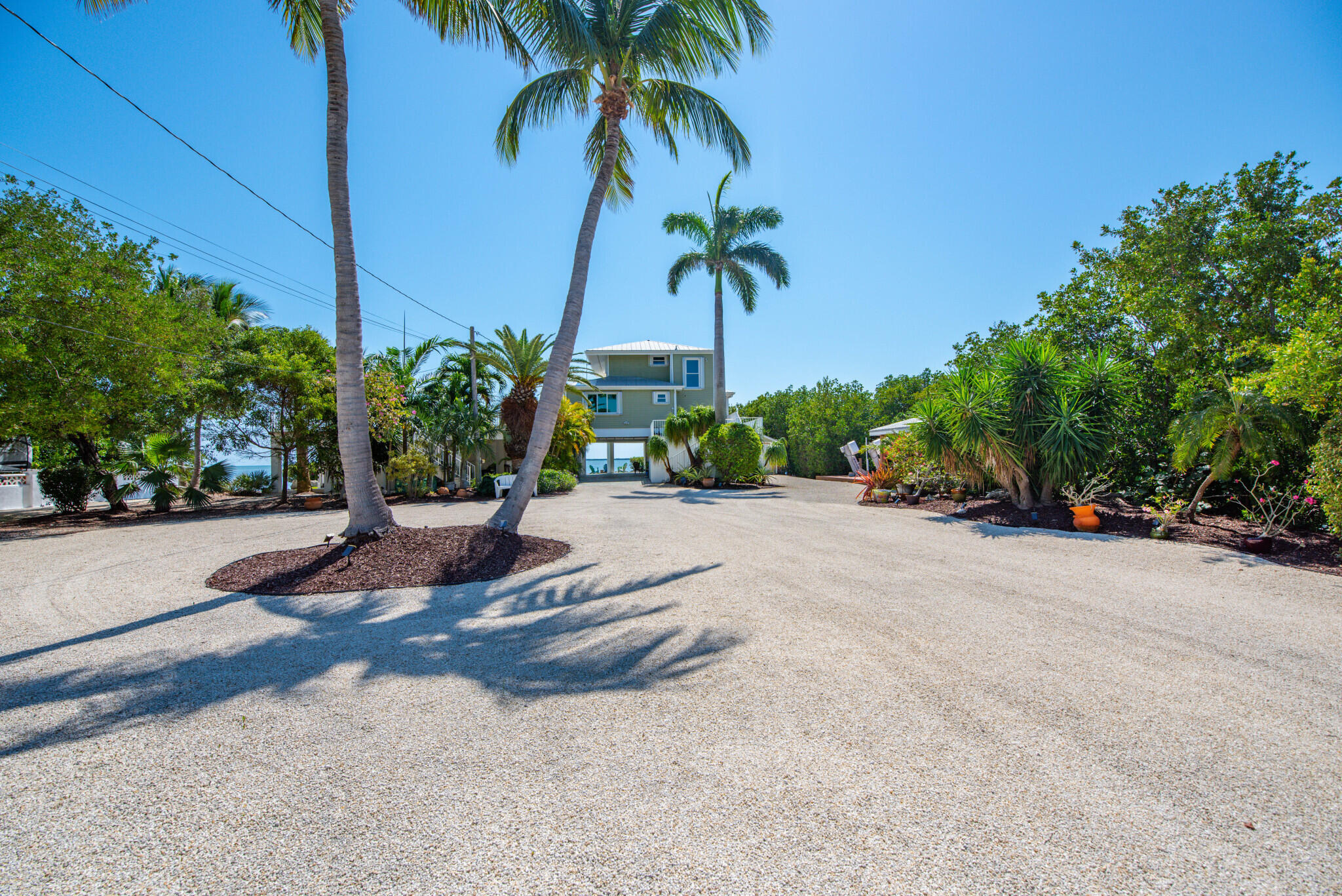 1176 Thatch Lane