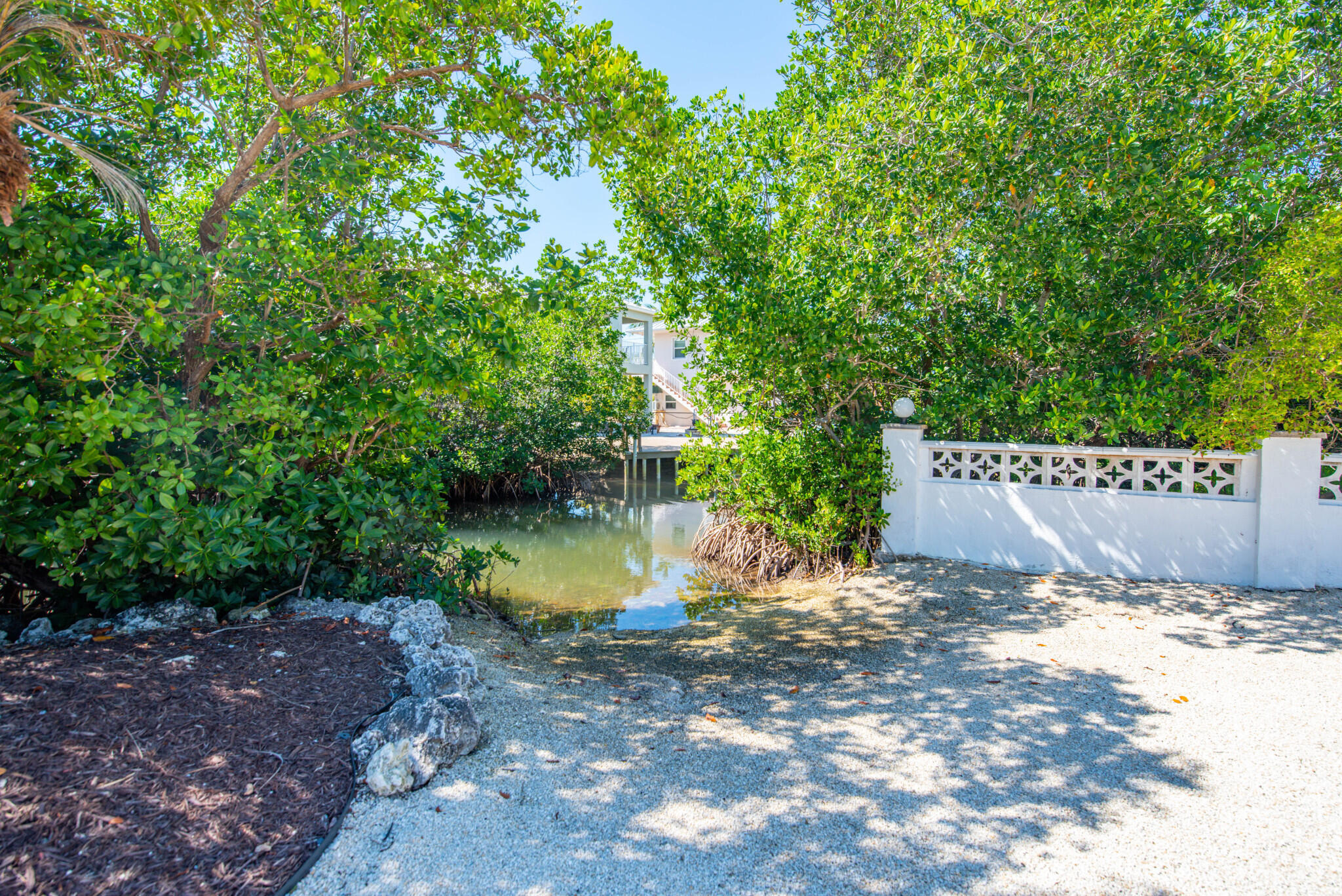 1176 Thatch Lane
