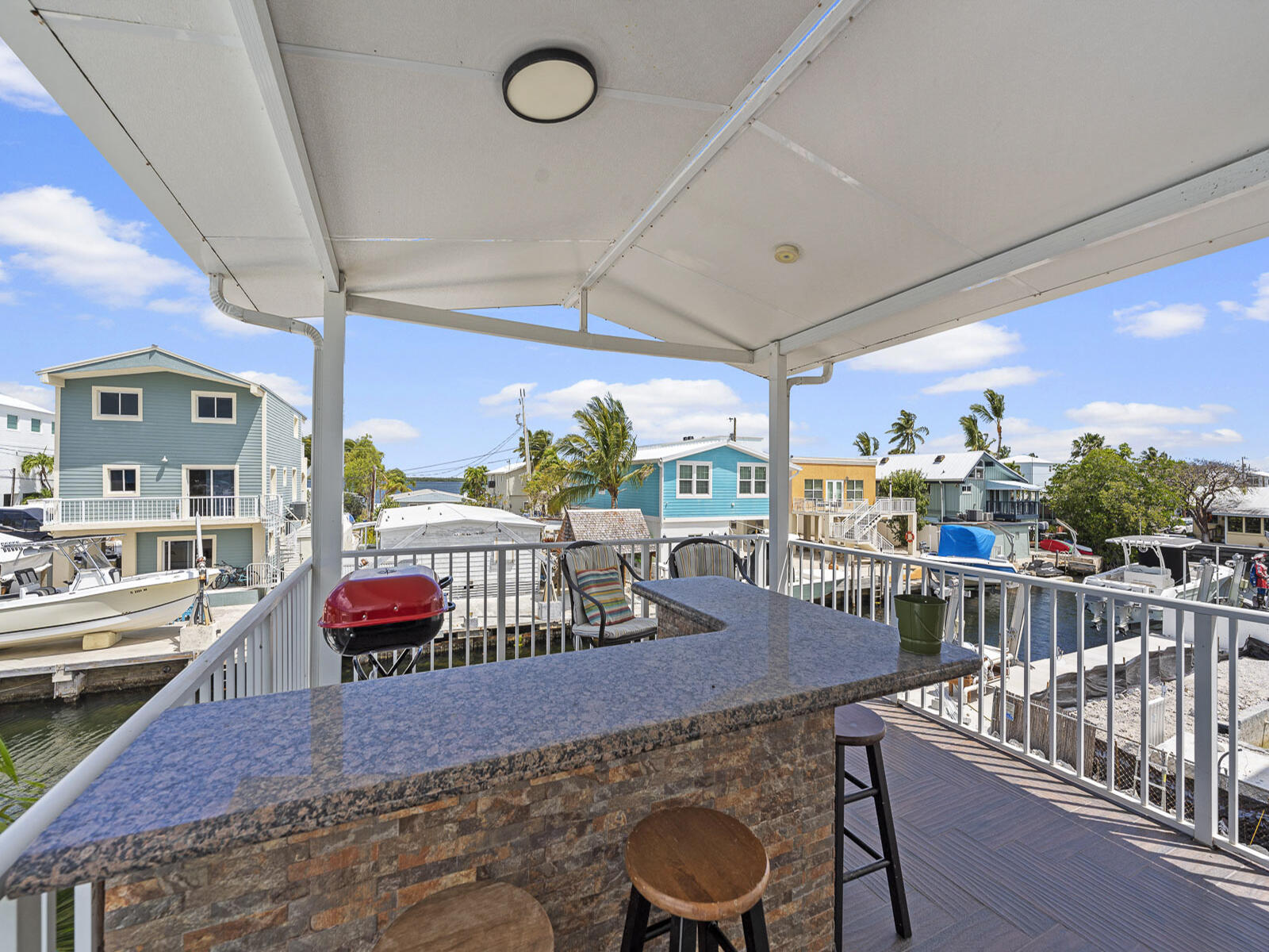 215 Allen Avenue