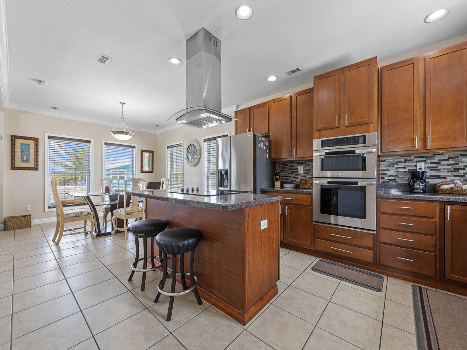 215 Allen Avenue