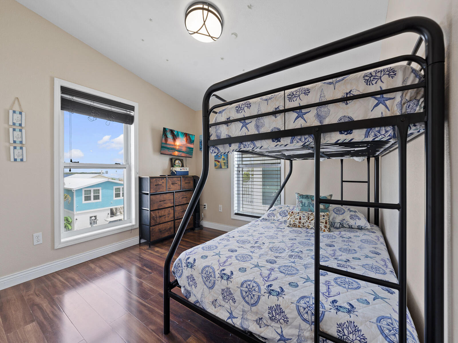 215 Allen Avenue