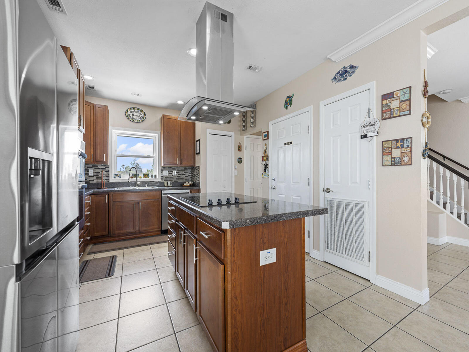 215 Allen Avenue