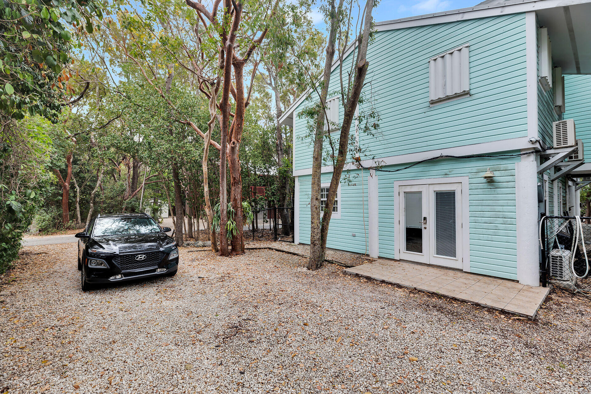 71 N Bay Harbor Drive