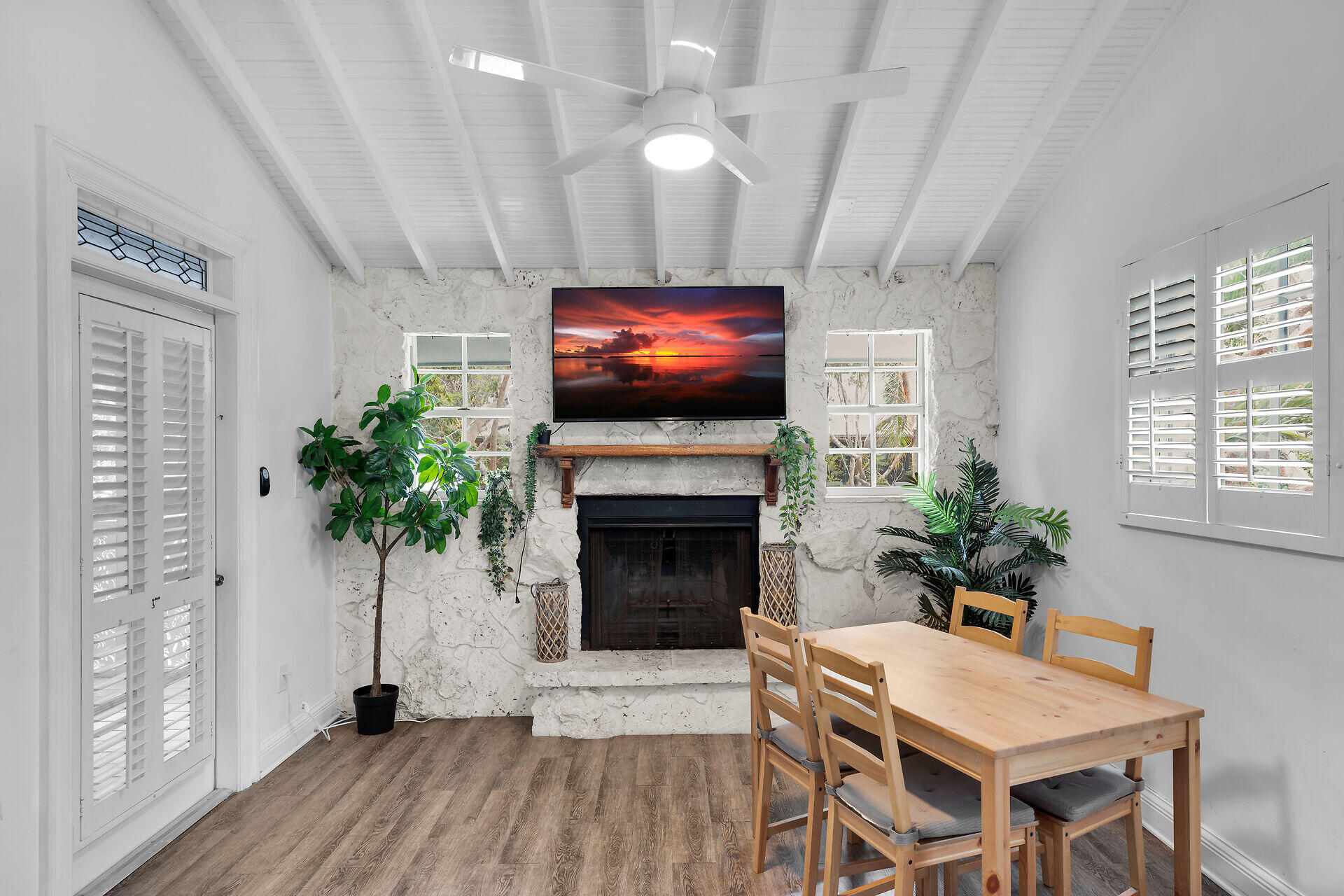 71 N Bay Harbor Drive