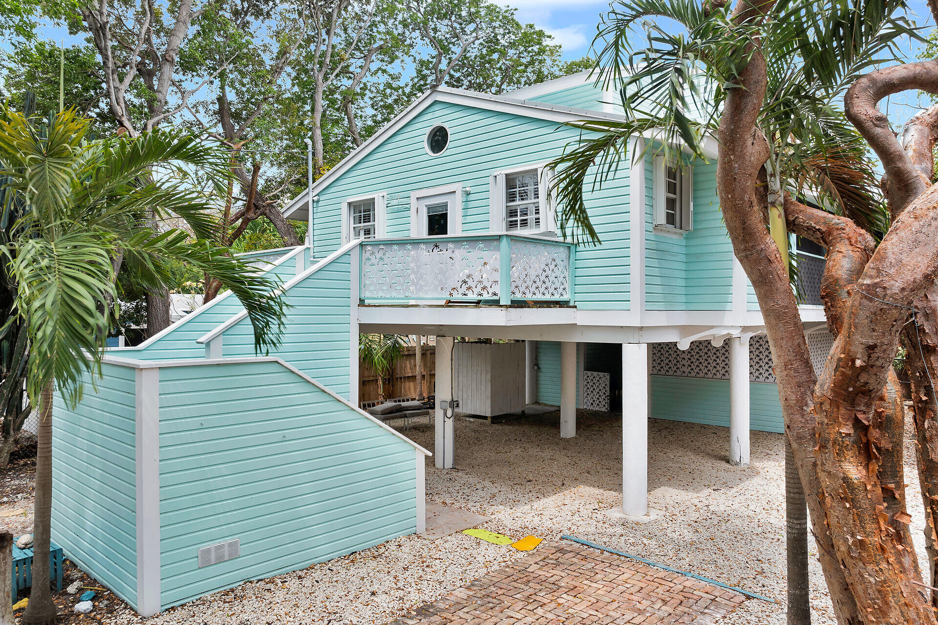 71 N Bay Harbor Drive