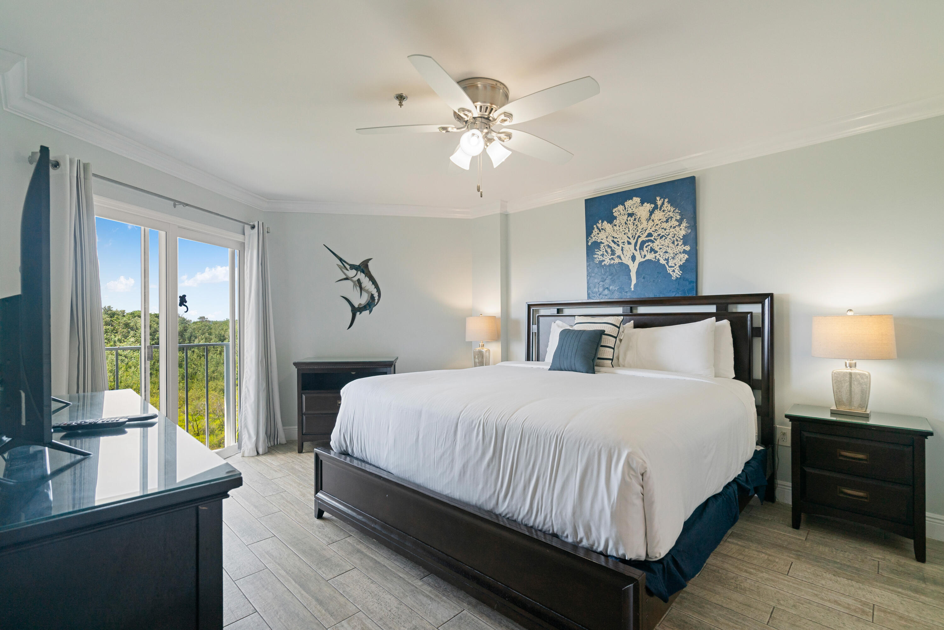 500 Burton Drive Unit: 1411