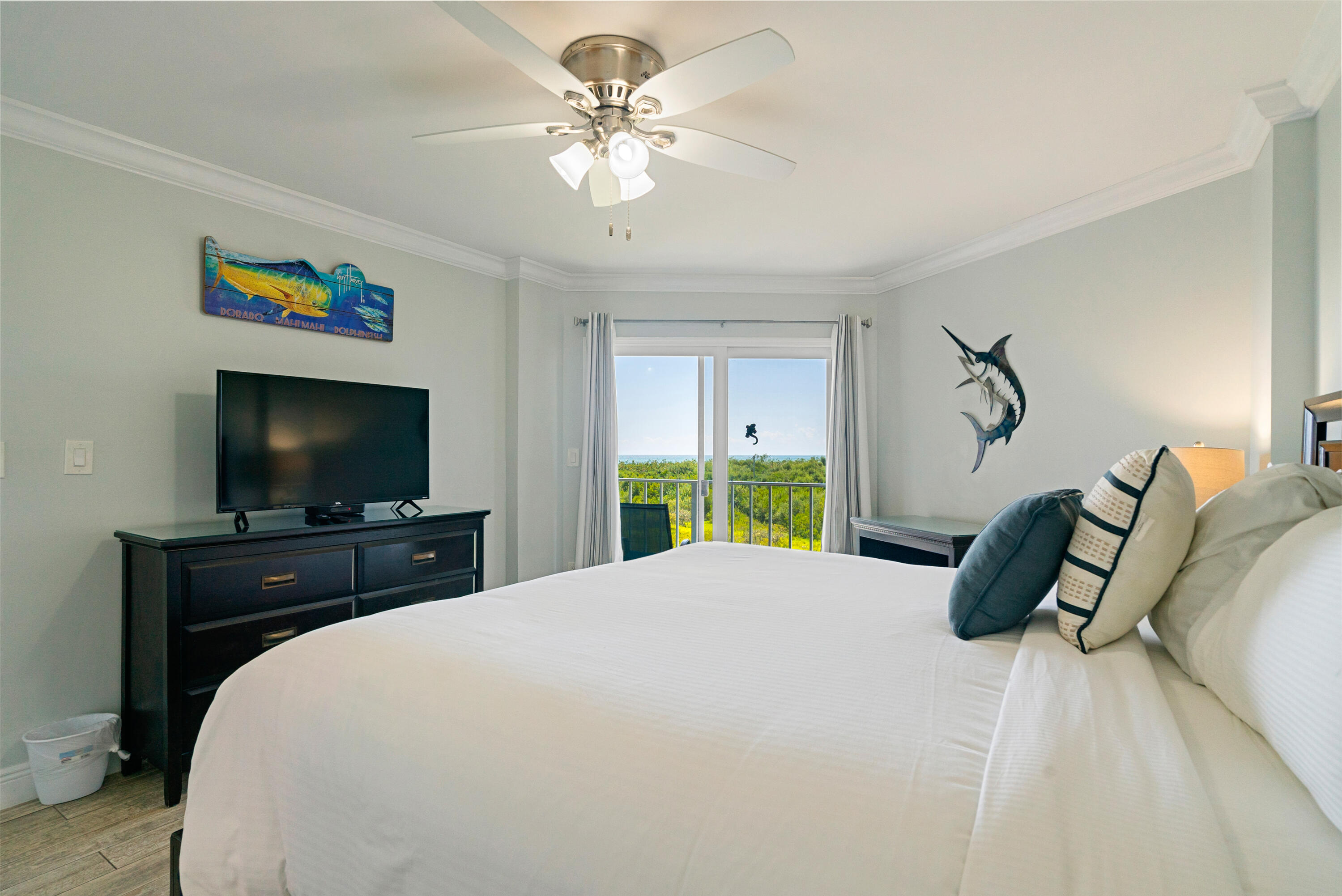 500 Burton Drive Unit: 1411