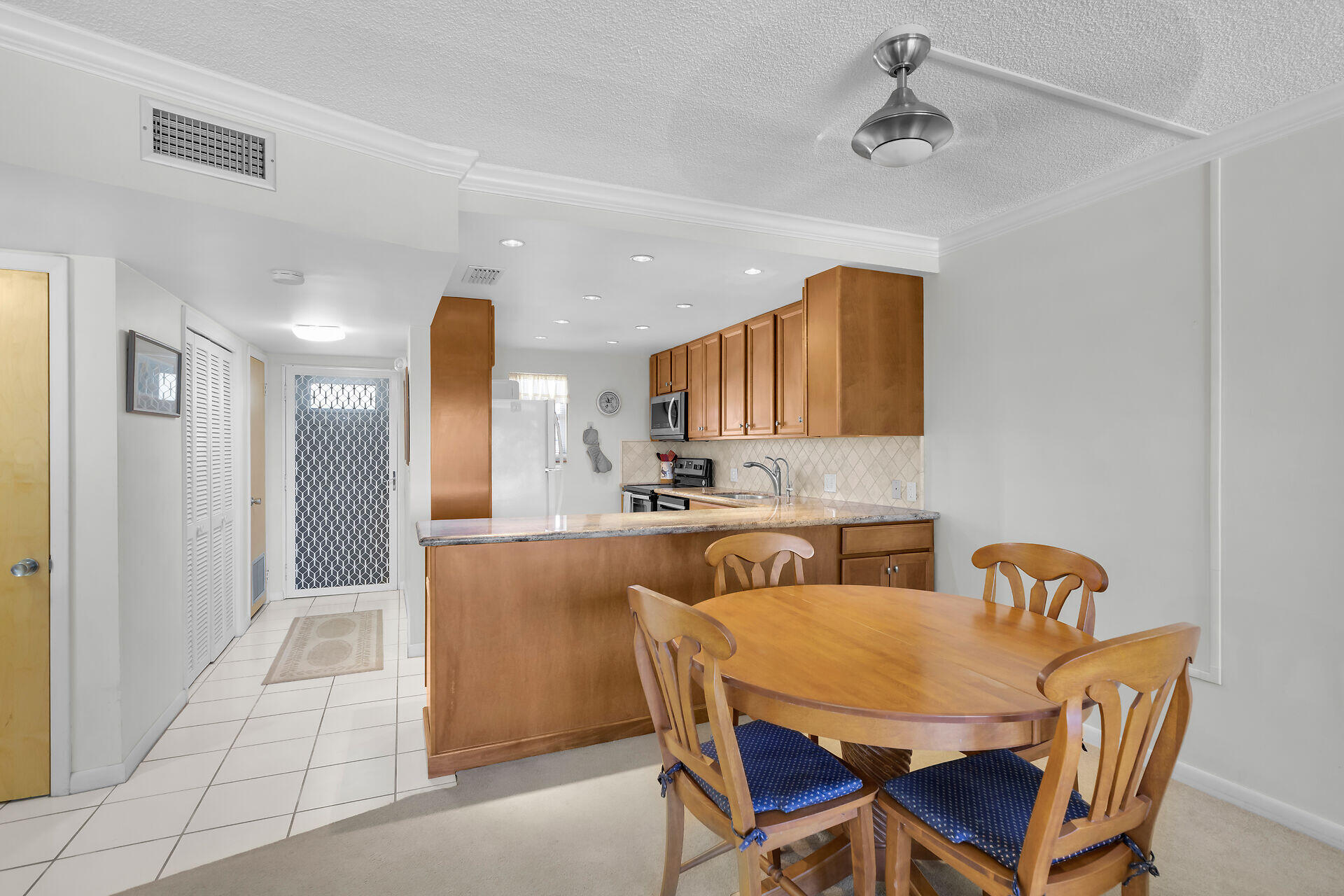 1505 Sombrero Boulevard Unit: 102