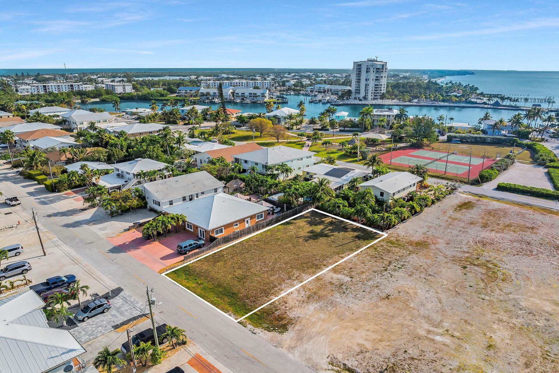 150 / 160 3rd Street