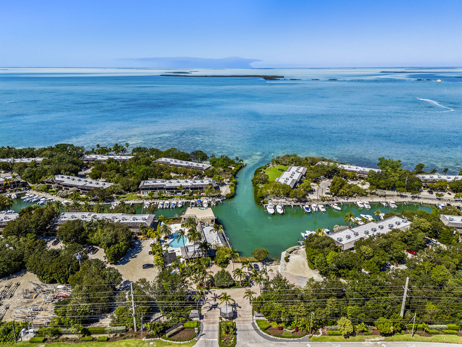 96000 Overseas Highway Unit: S3 29' boat slip