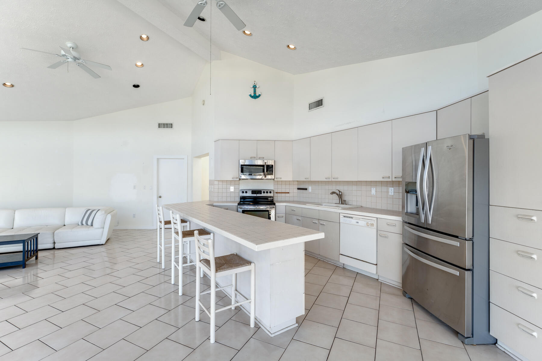 184 Bahama Avenue