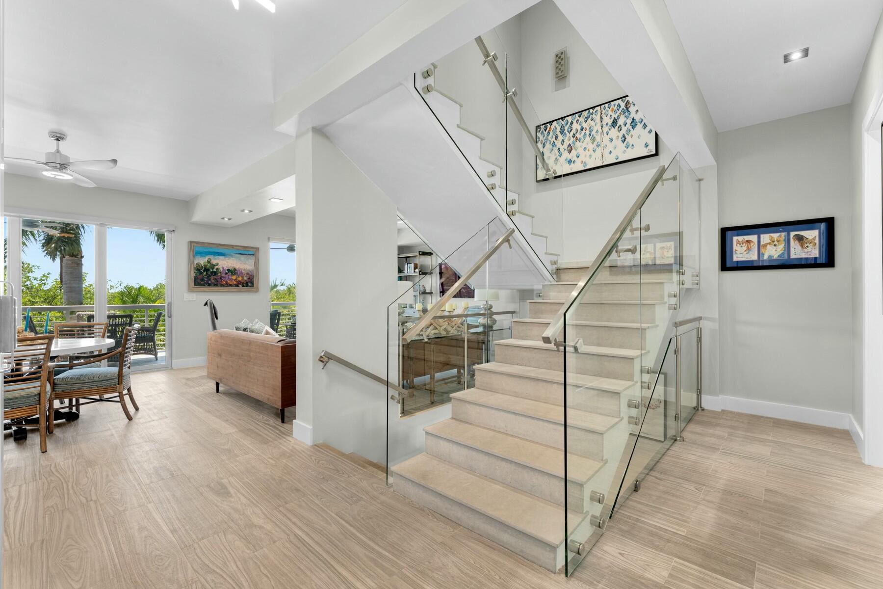 172 Venetian Drive