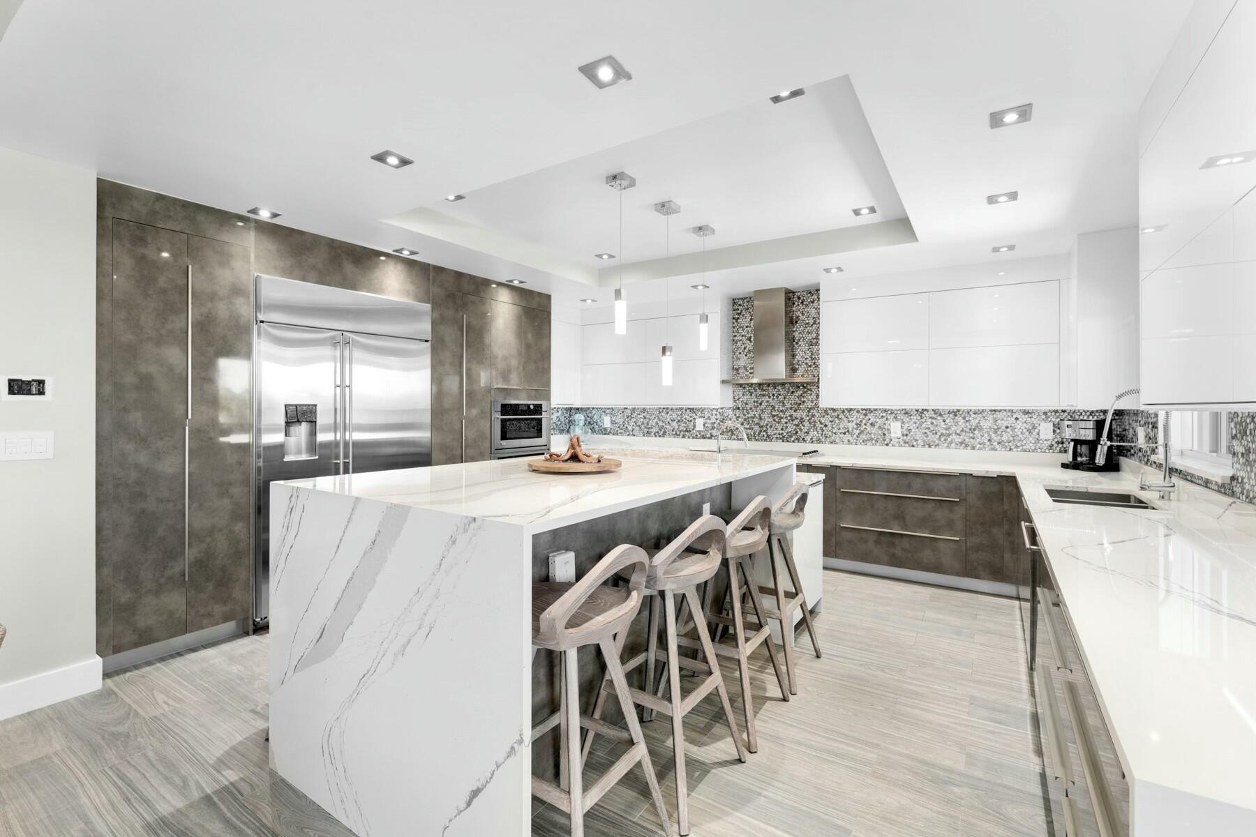 172 Venetian Drive