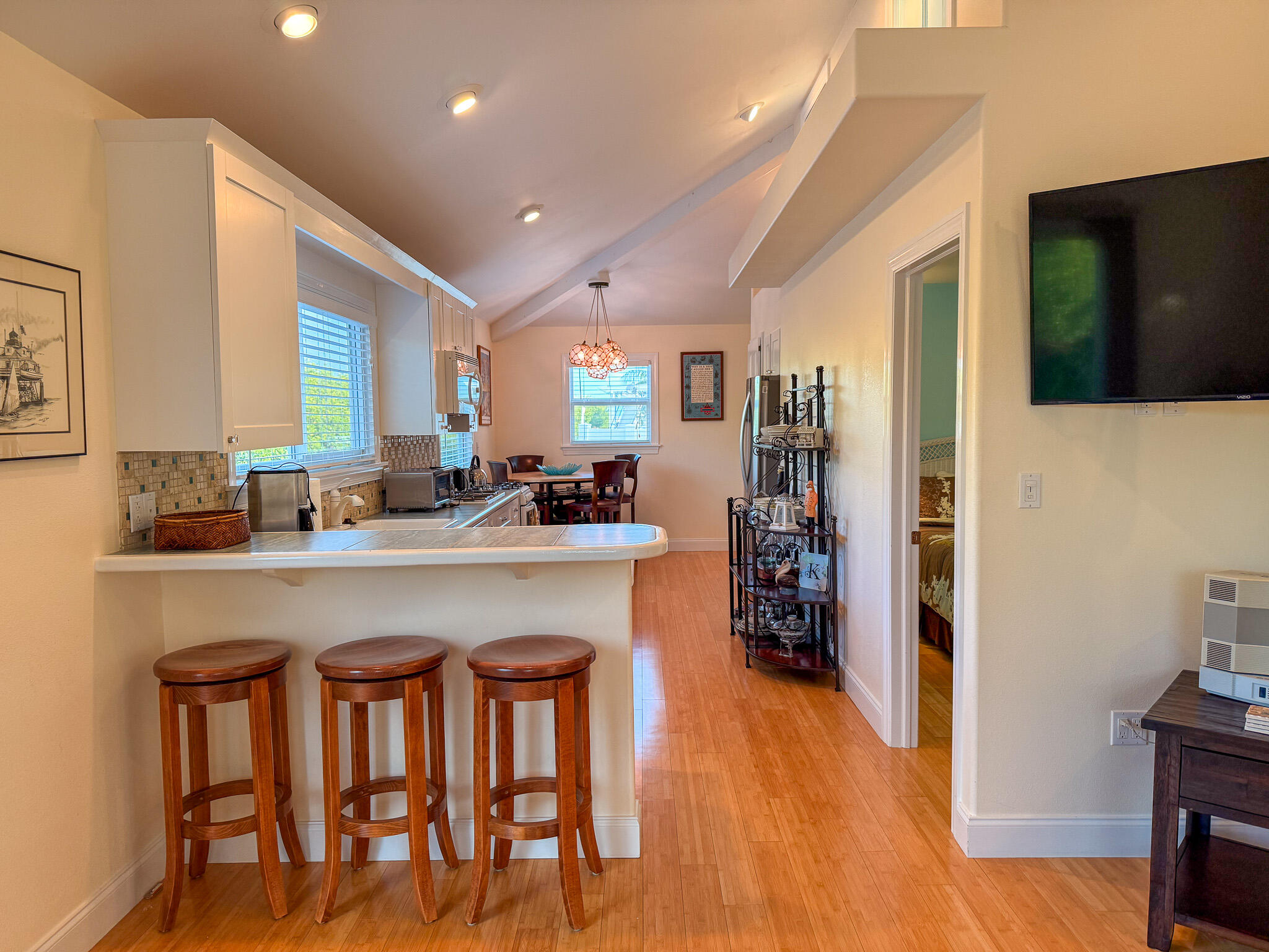 140 Venetian Drive