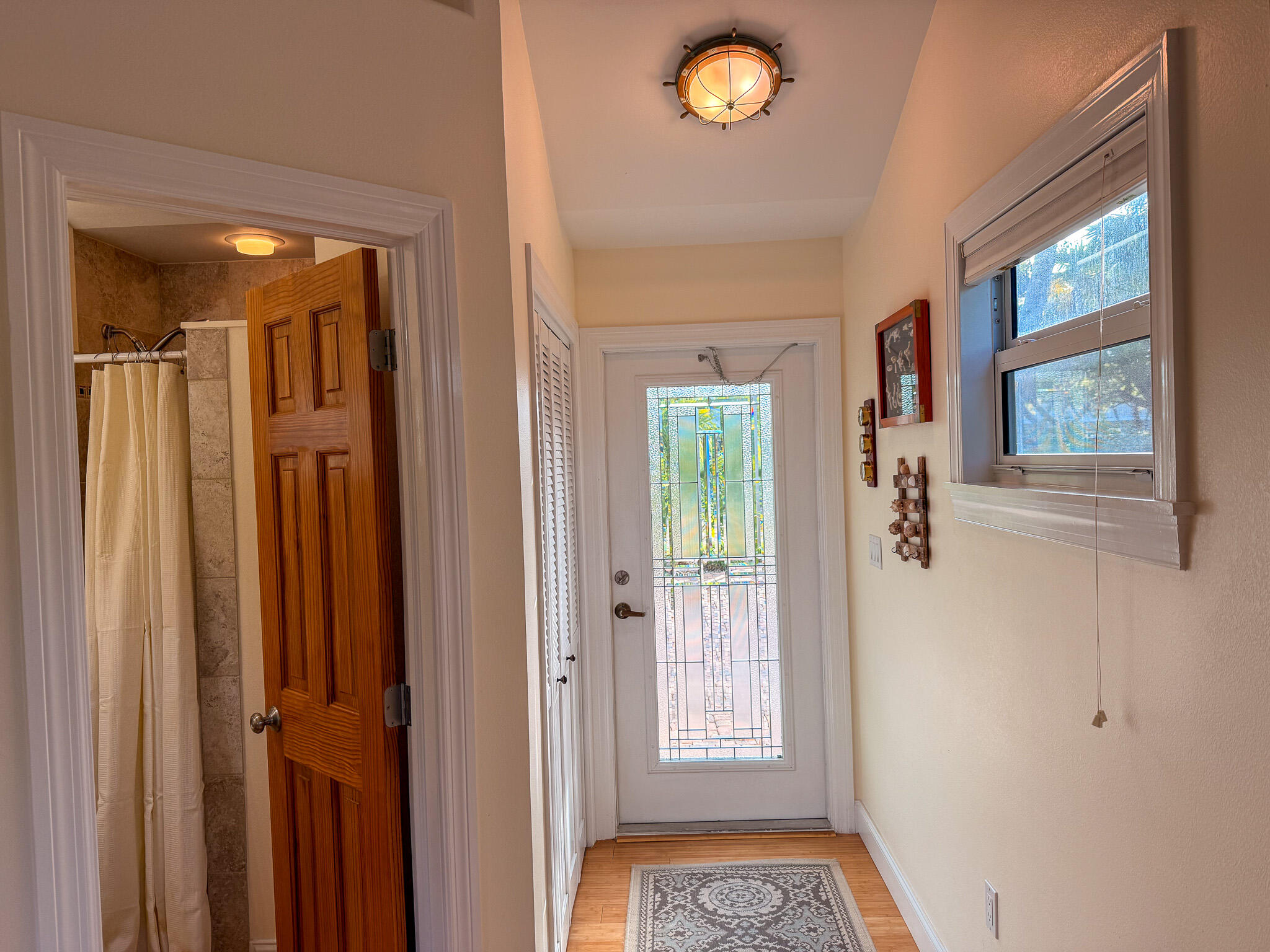 140 Venetian Drive