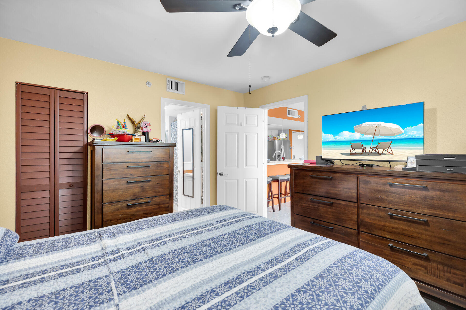 3635 Seaside Drive Unit: 206