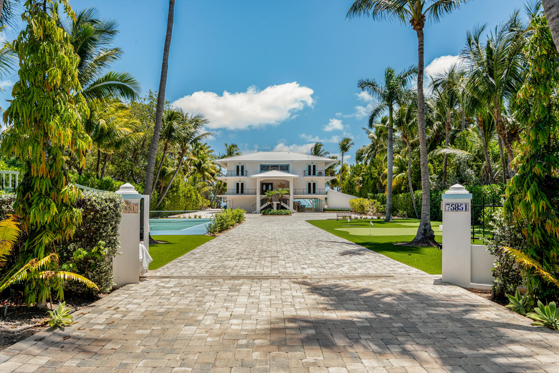 75851 Overseas Highway