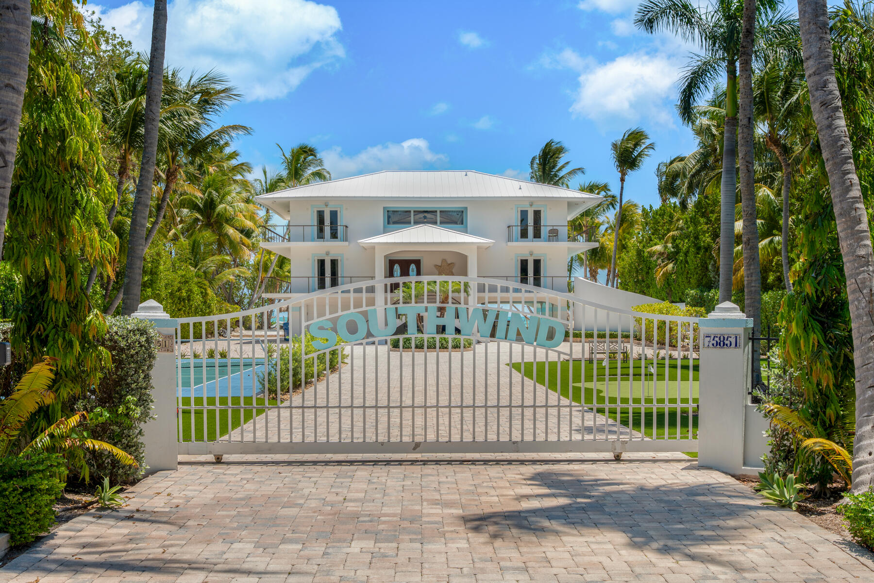 75851 Overseas Highway