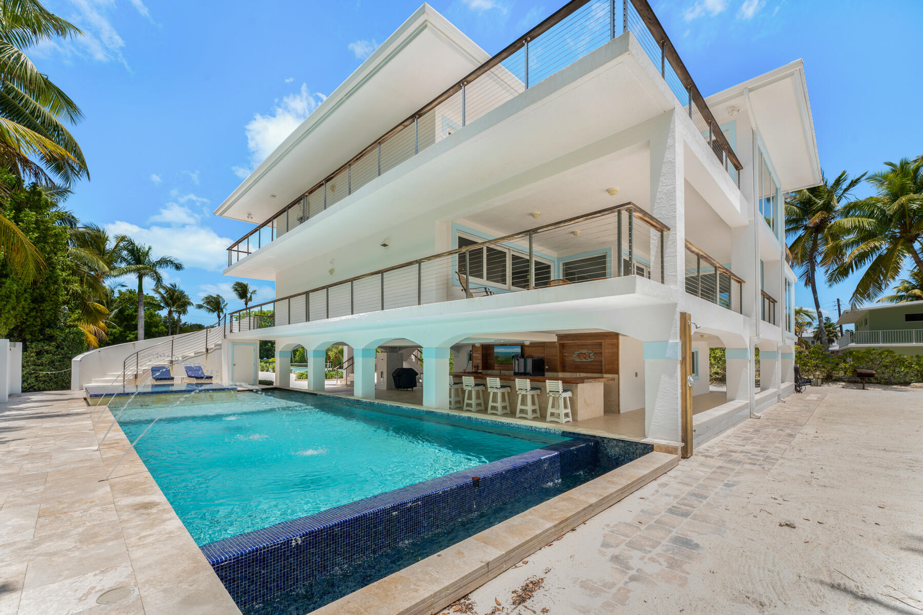 75851 Overseas Highway