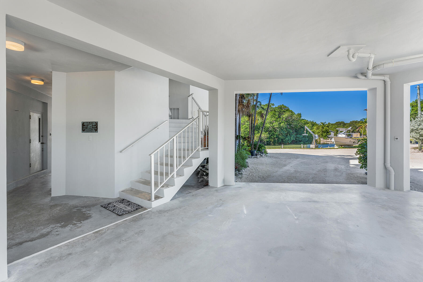 10987 County Road 905