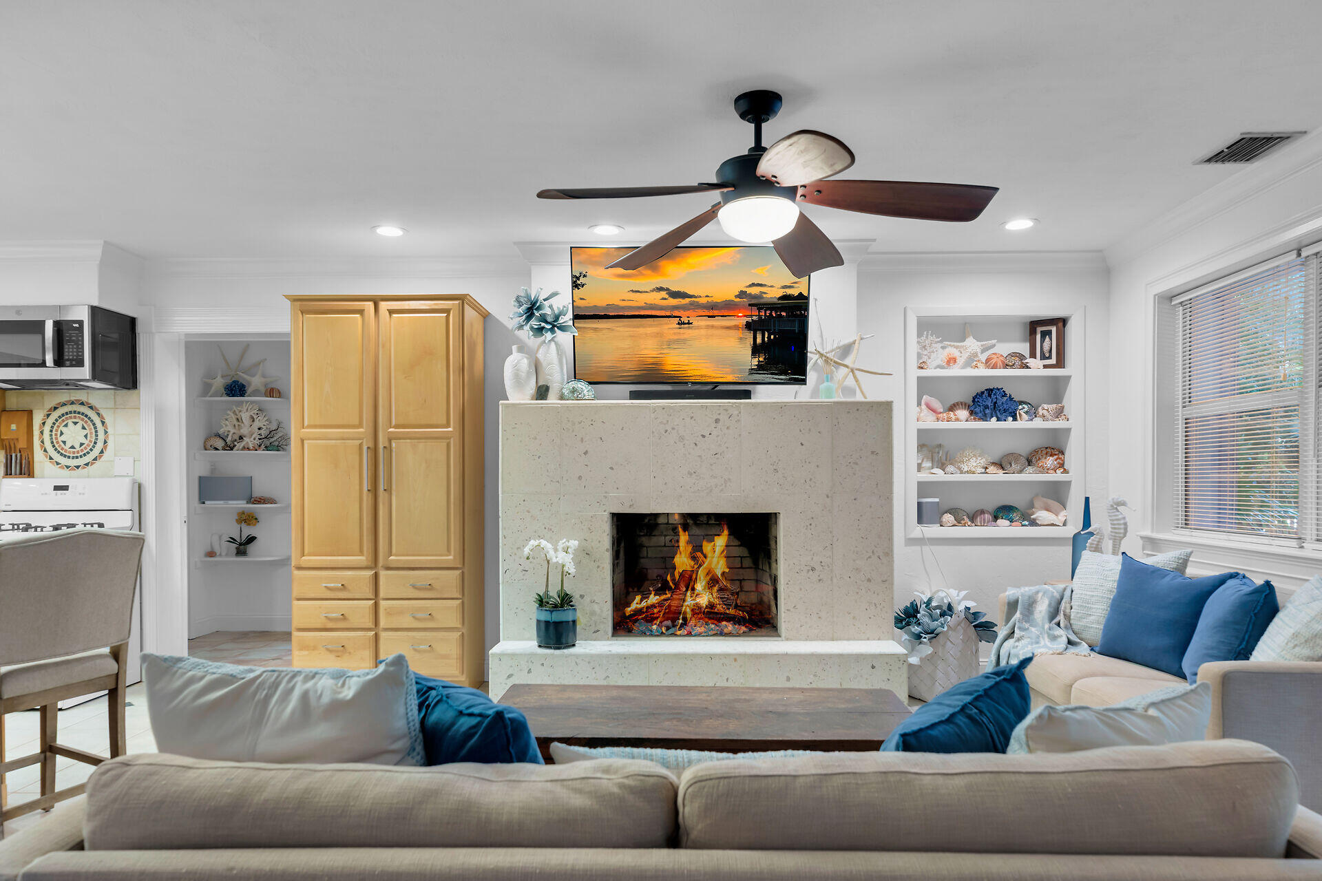 145 Plantation Boulevard