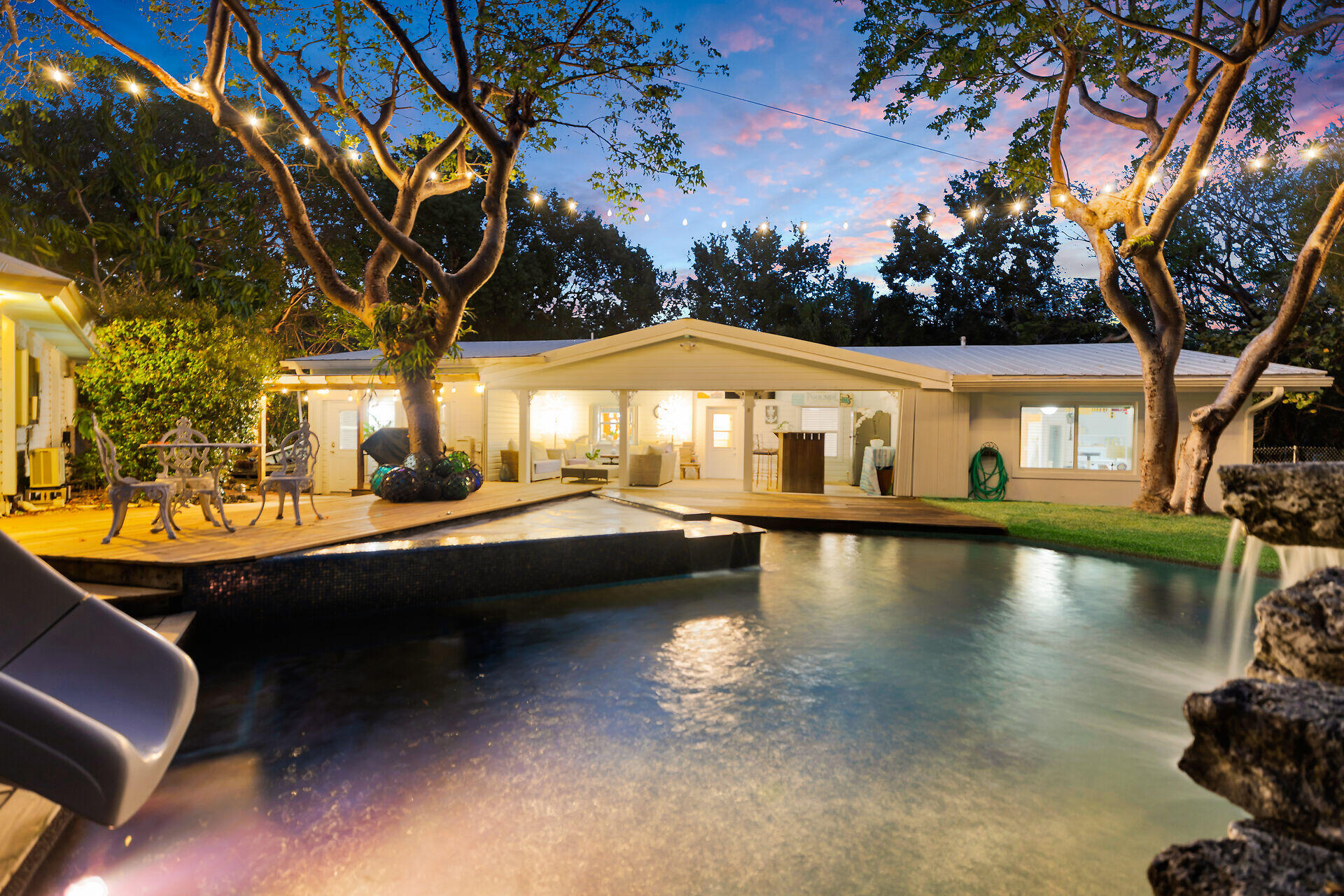 145 Plantation Boulevard