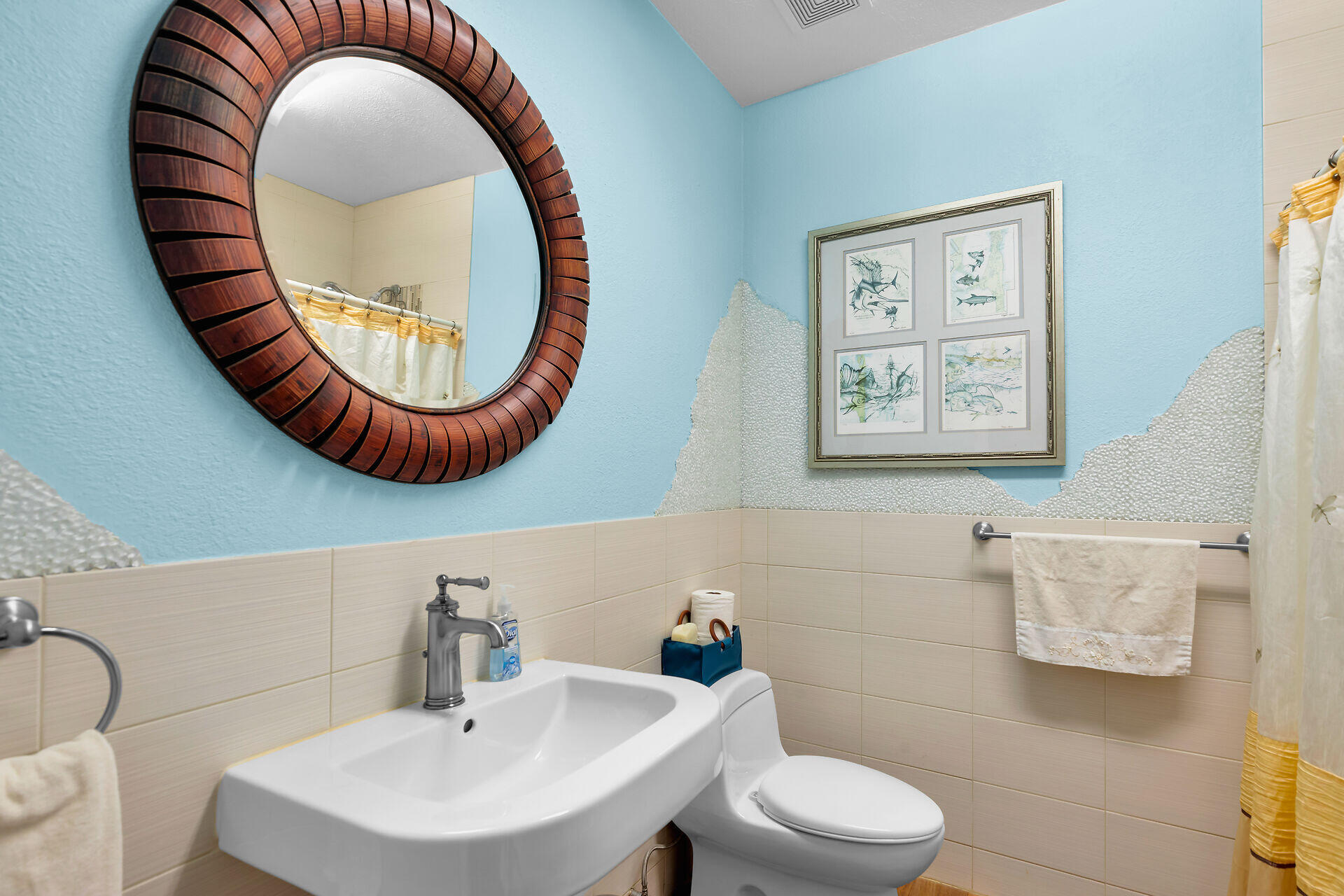 145 Plantation Boulevard