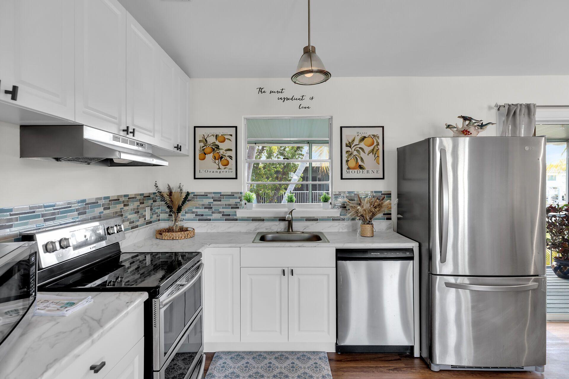 878 La Paloma Road